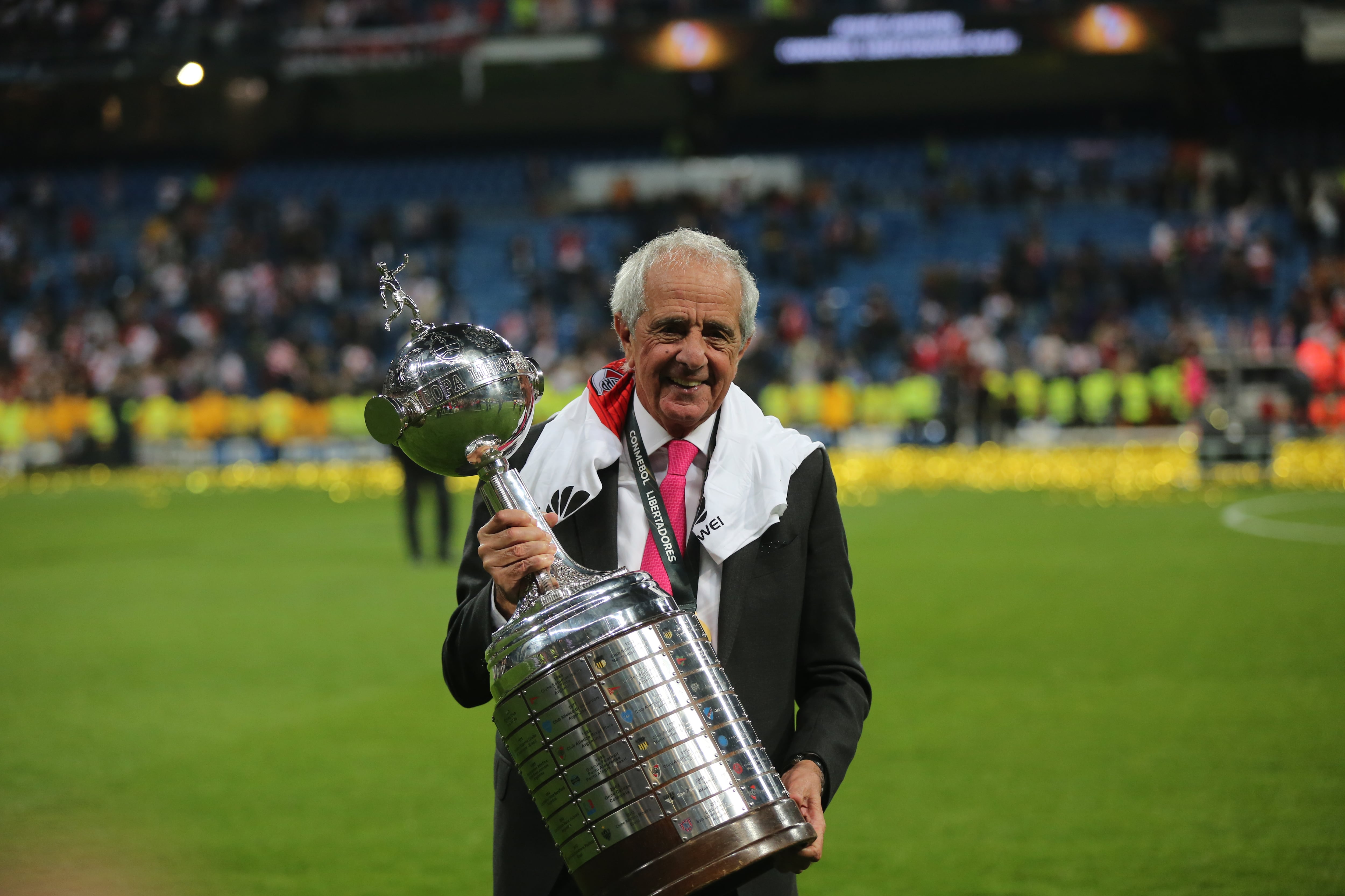 Rodolfo D’Onofrio: “Tenemos el Colón, el Monumental es majestuoso, pero nos faltan los artistas”