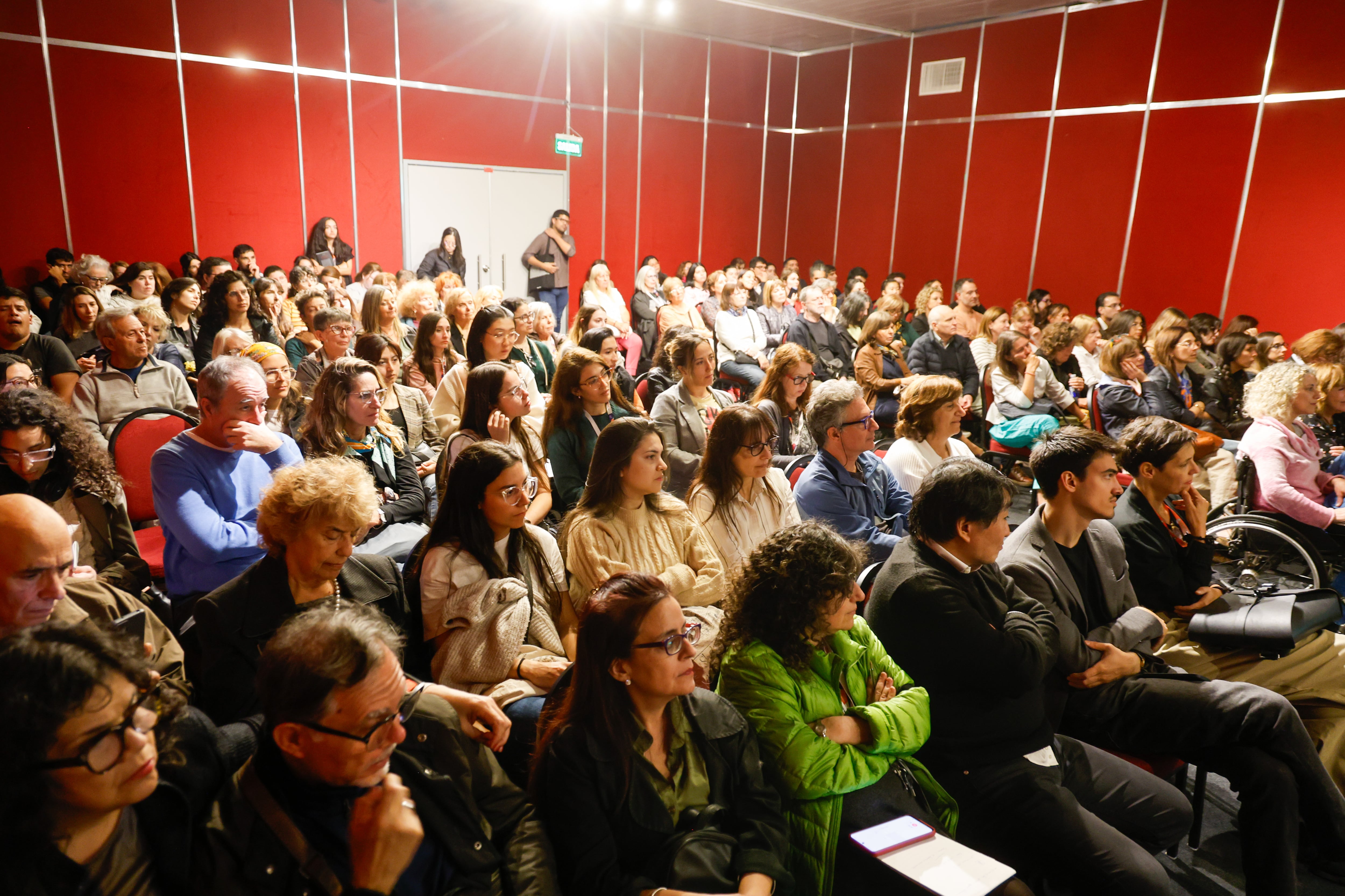 La charla de Sunme Yoon, traductora al castellano de la Nobel surcoreana, fue a sala llena