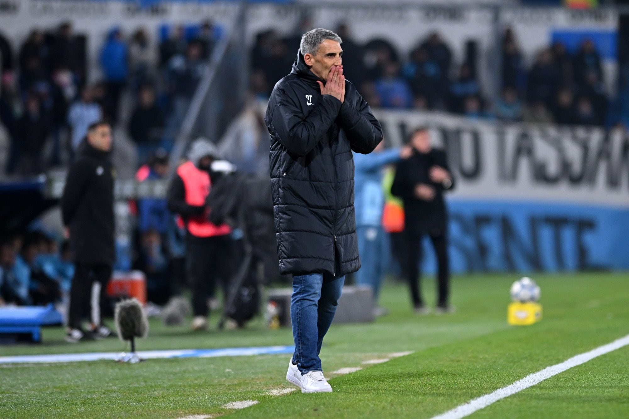 Juan Pablo Vojvoda dejó Racing luego de dirigirlo 13 partidos y perder en la Copa Argentina con Boca, tras ir ganando por 2-0