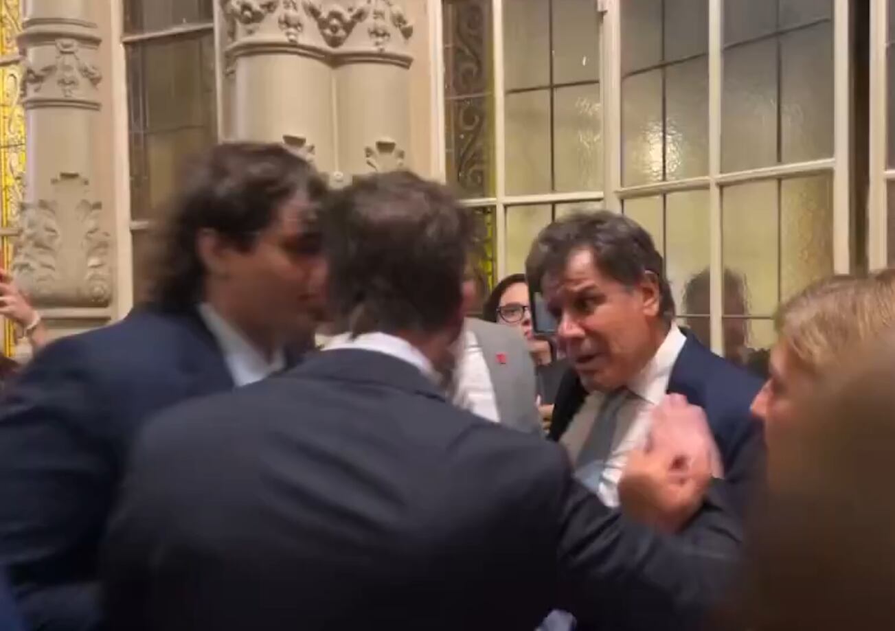 El punto culminante del enfrentamiento entre Santiago Caputo y Facundo Manes en el Congreso