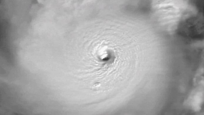 Imagen del ojo del huracán Milton