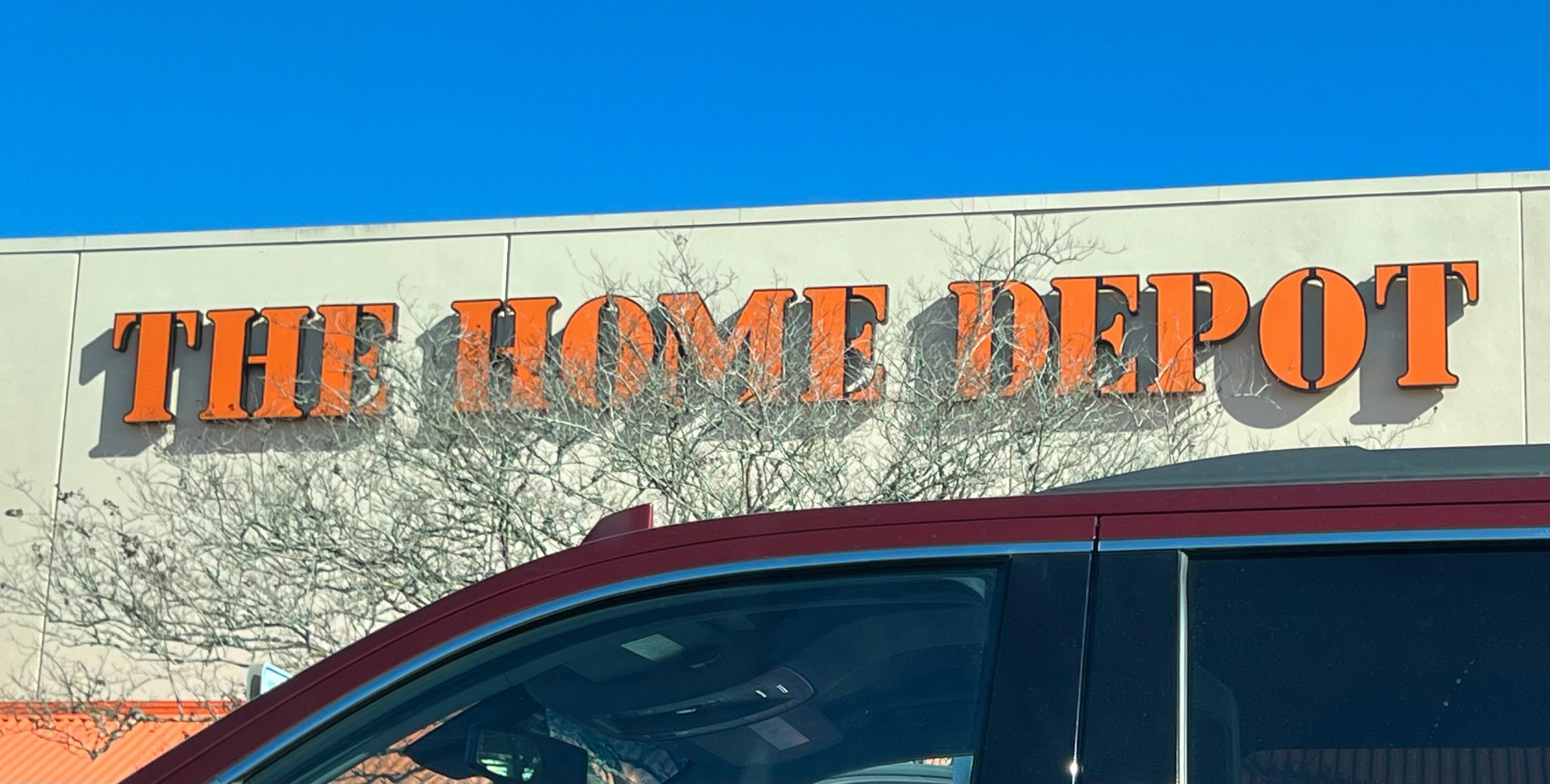 El Black Friday en Home Depot durará hasta diciembre (Unsplash)