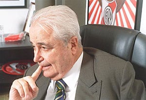 Murió Alfredo Davicce, expresidente de River Plate en una época llena de gloria y títulos