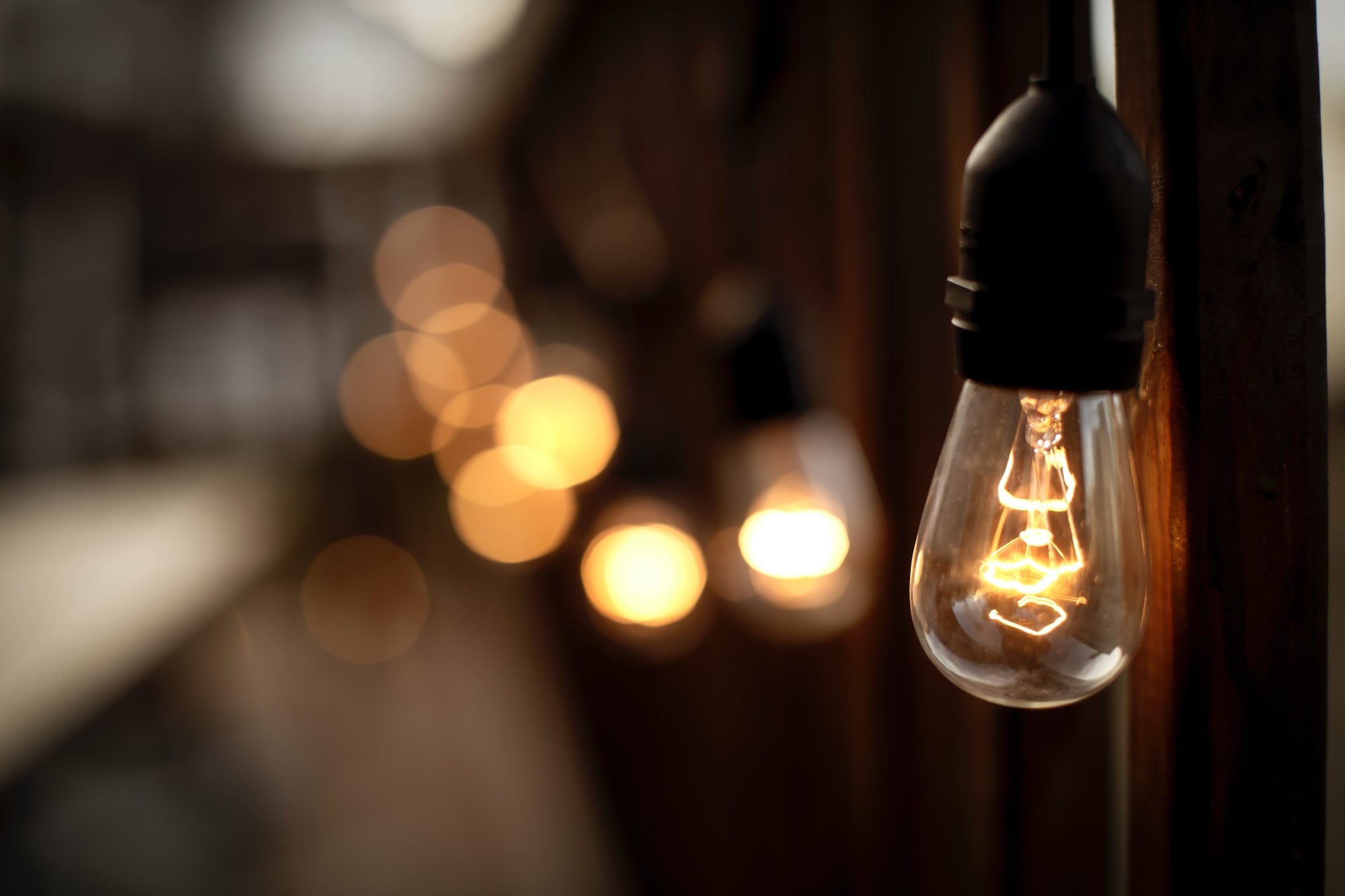 El Gobierno prorrogó hasta fines de 2027 la emergencia del sector eléctrico 6 La emergencia eléctrica ya había sido prorrogada en dos oportunidades
