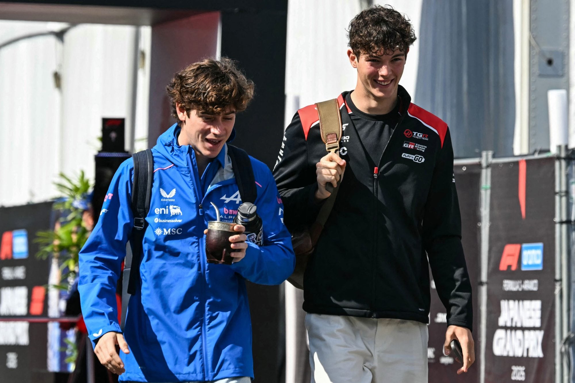 Franco Colapinto y Pierre Gasly, los pilotos de Alpine, llegan al autódromo de Suzuka, donde la Fórmula 1 desarrolla su tercera fecha; el argentino debe acercarse en rendimiento al francés.