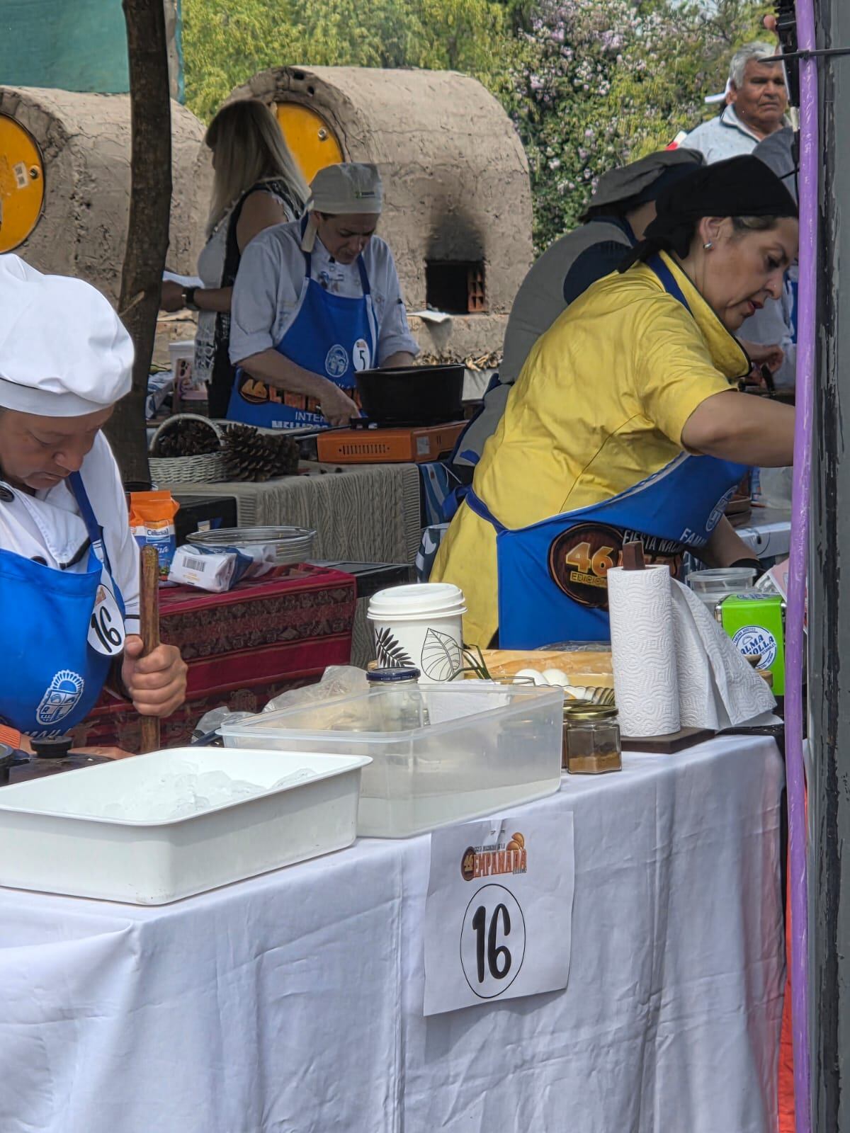 “Fue mi abuelo quien me enseñó a cocinarlas en brasero; le gustaba prepararlas los domingos, al regresar de misa”, recuerda emocionada Gladys