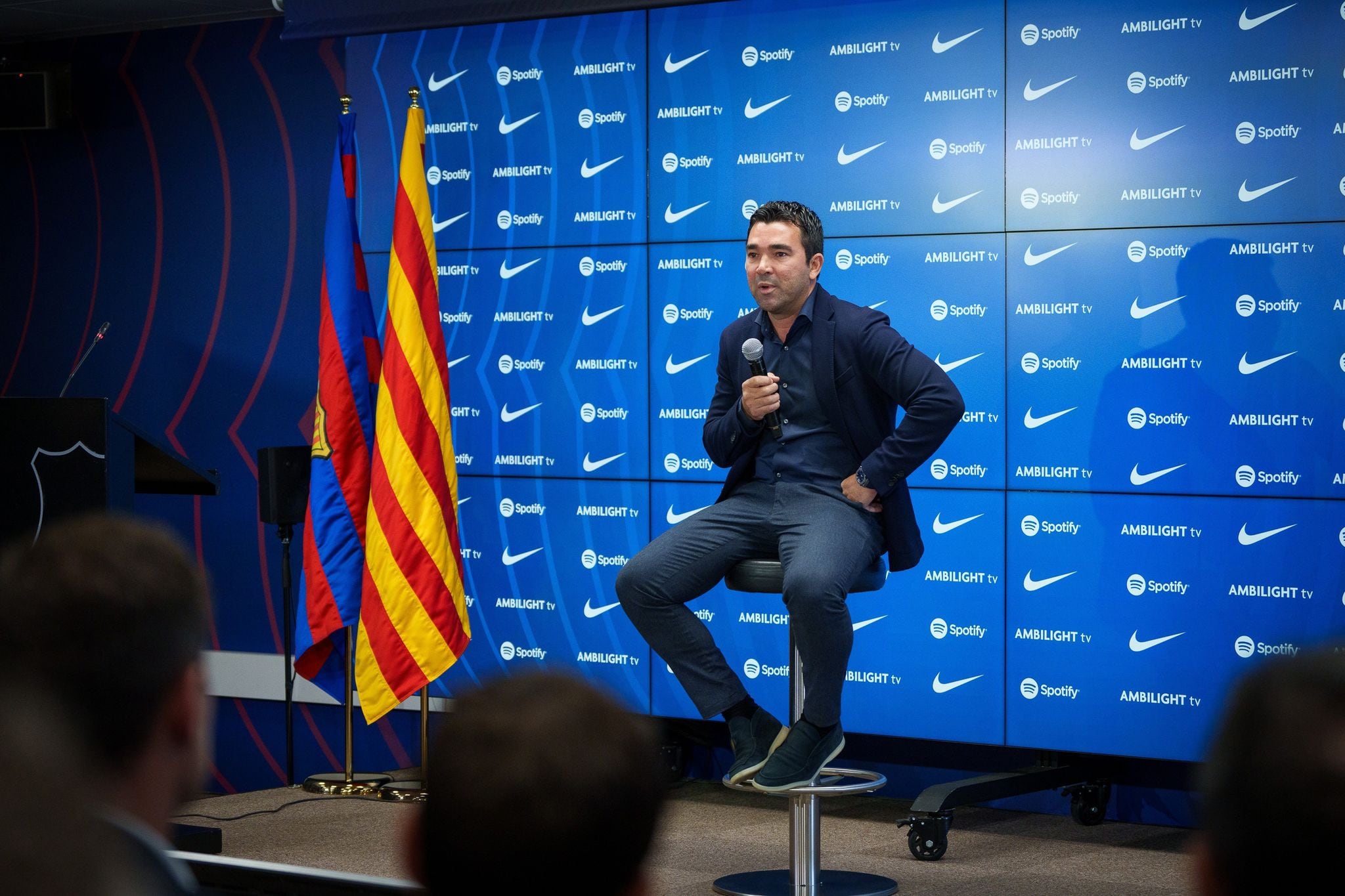 El portugués Deco, director deportivo de Barcelona y responsable de los primeros contactos con Julián Alvarez