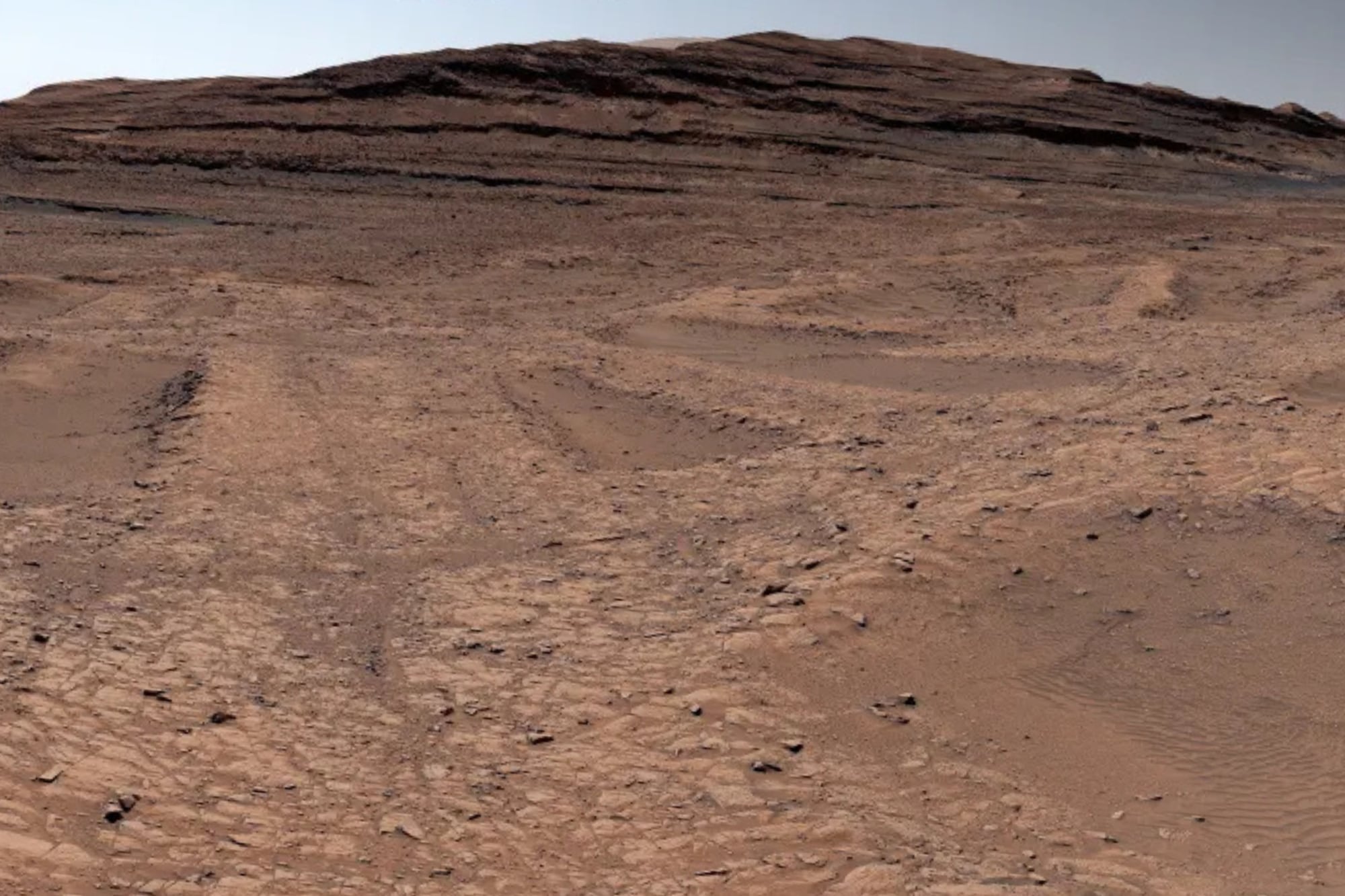 Desde la órbita, estas formaciones dibujan patrones similares a una telaraña sobre la superficie marciana