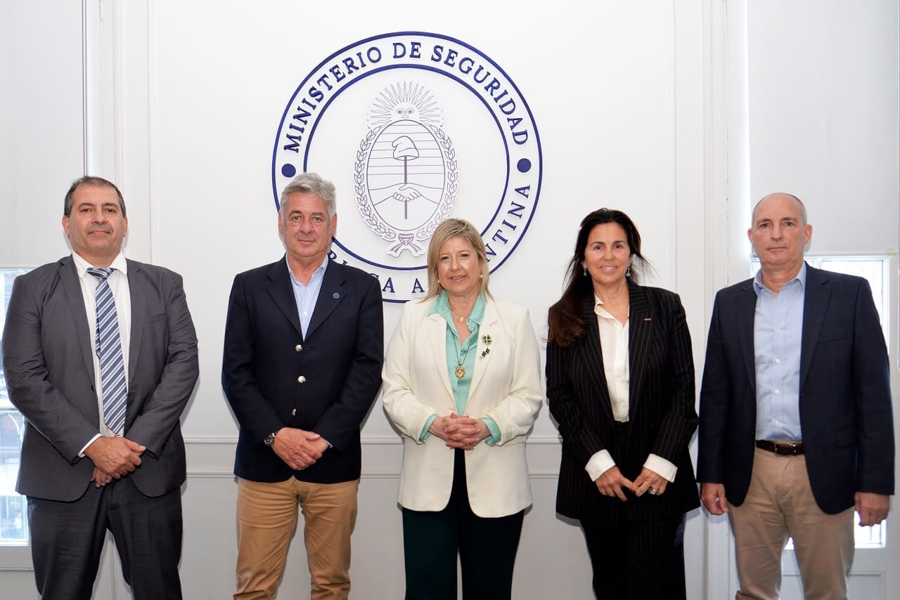 Representantes de la Sociedad Rural Argentina y funcionarios del Ministerio de Seguridad se reunieron para avanzar en una agenda de trabajo sobre la inseguridad en el campo