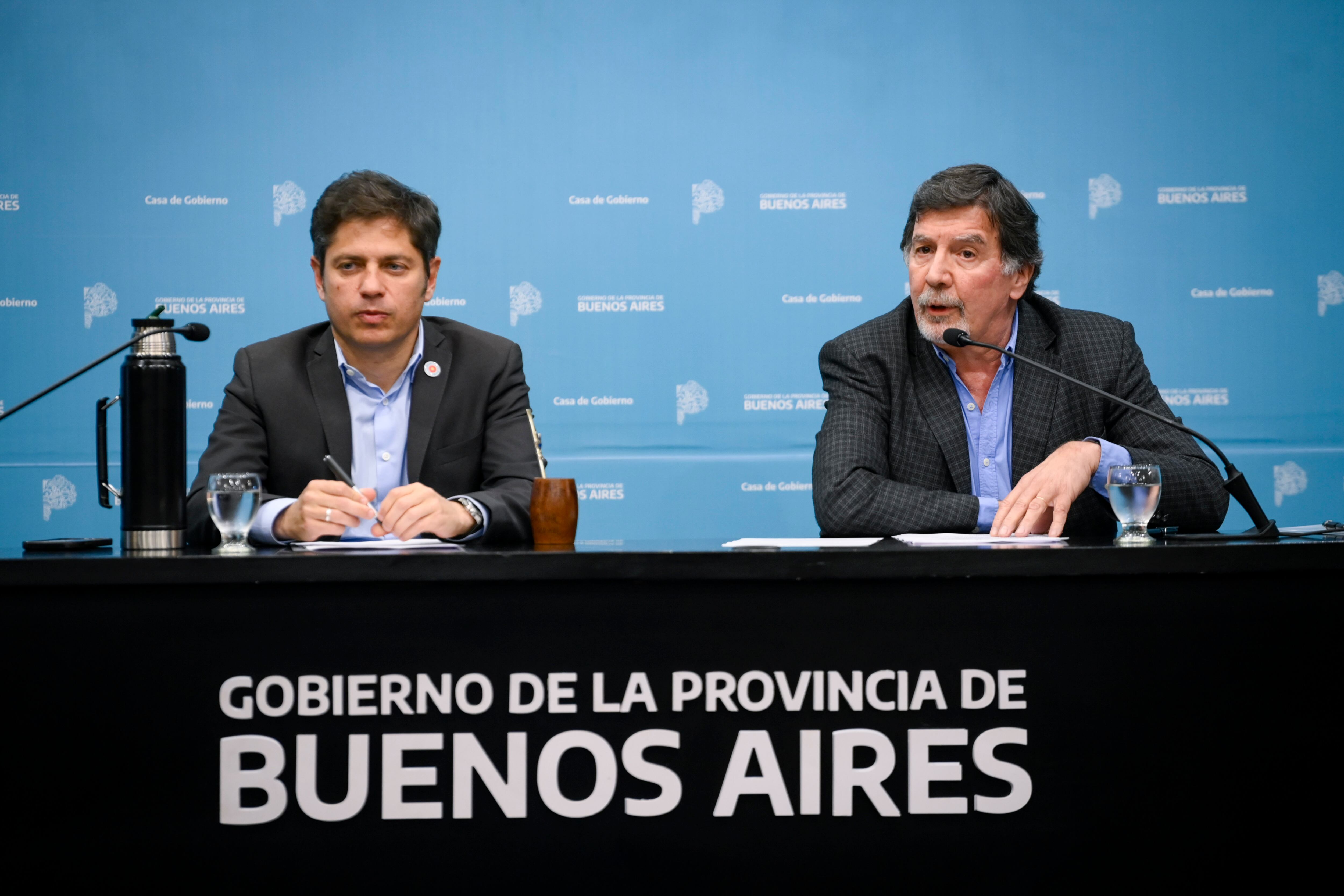 Kicillof anunció un proyecto para establecer la obligatoriedad de la educación desde los tres años
Además, el Gobernador y el director general de Cultura y Educación, Alberto Sileoni, firmaron convenios para la construcción de 19 nuevos edificios escolares.
