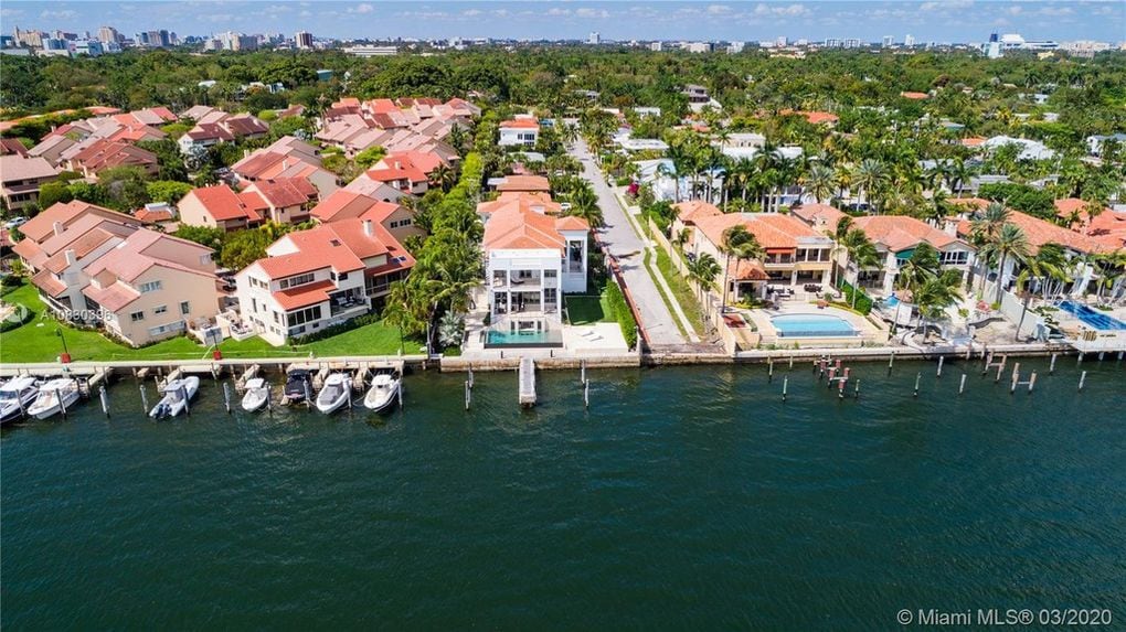 Antigua casa de Lebron James en Miami