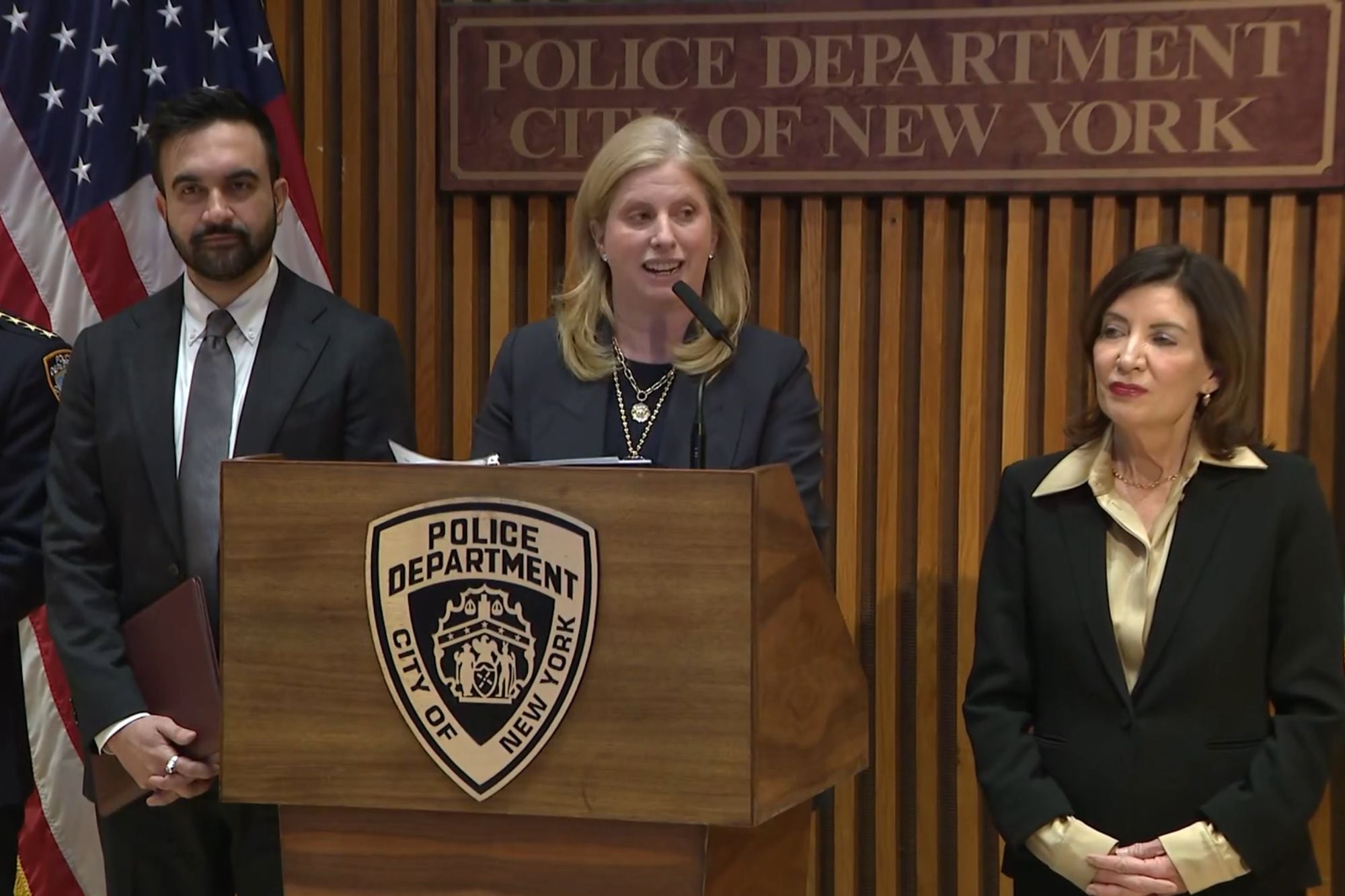 Noticias de Nueva York, en vivo: el anuncio de Mamdani sobre la seguridad pública en la ciudad y todo lo que hay que saber