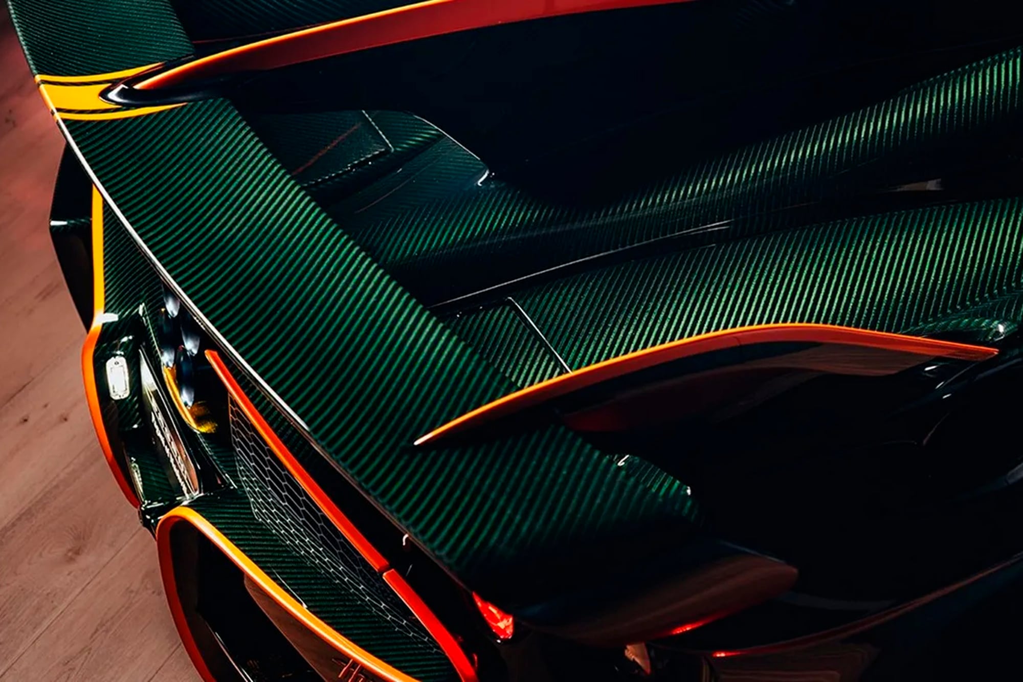 Cuenta con una caja manual de 7 velocidades