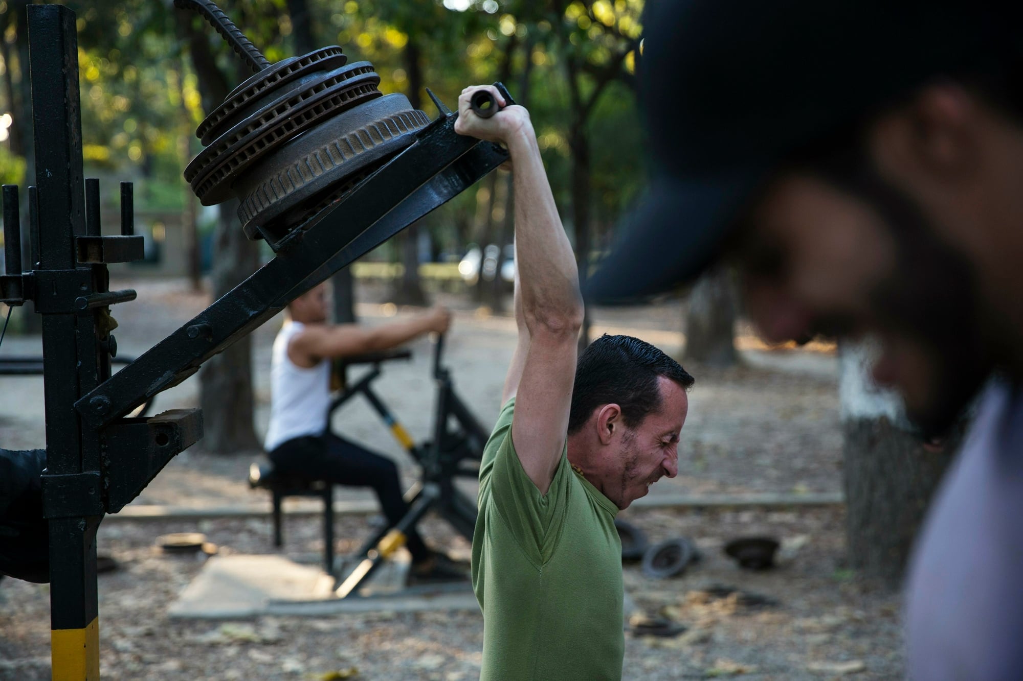 Los personal trainers deberán contar con una autorización para poder dar clases en plazas porteñas 10 El Parque Sarmiento, uno de los predios deportivos porteños alcanzados por el nuevo reglamento de convivencia