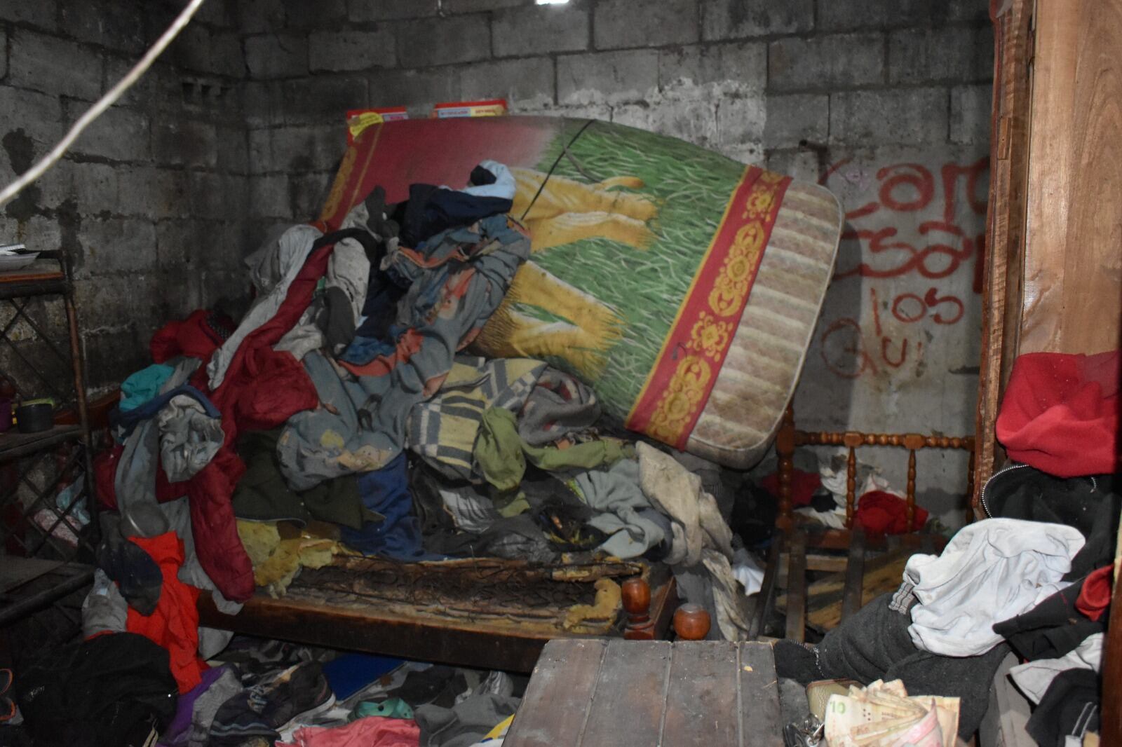 Las excavaciones continuarán toda la semana y se sumarán al trabajo un equipo de antropólogos forenses