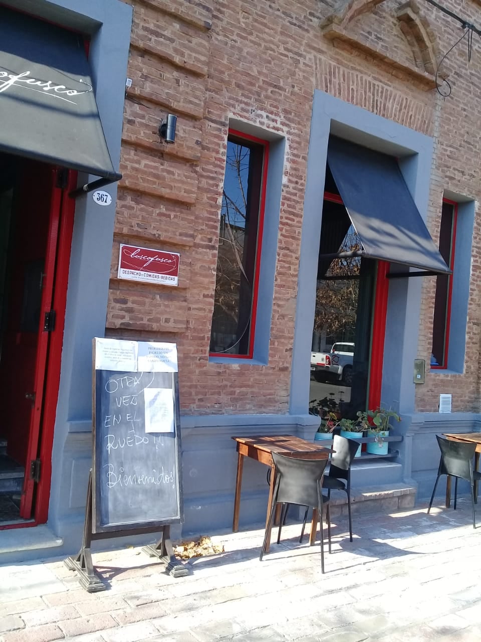 El primer Luscofusco se ubicaba sobre la calle Arenales, en una antigua casa del pueblo