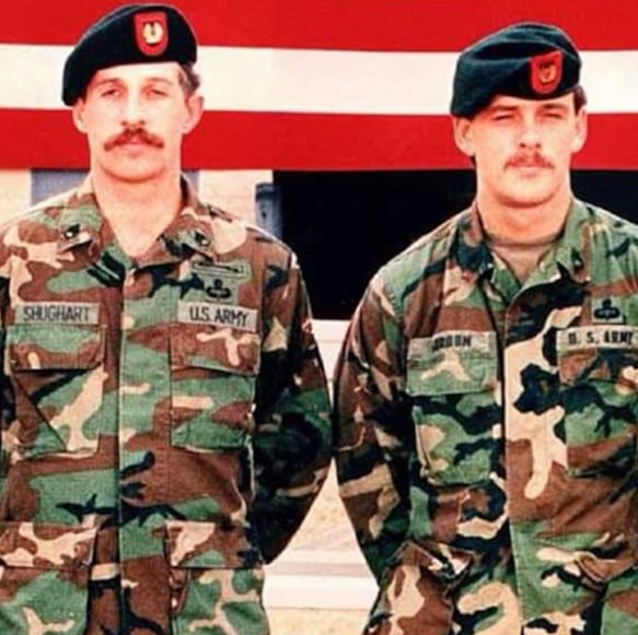 En mayo de 1994, Gordon y Shughart recibieron la Medalla de Honor de manera póstuma, durante la ceremonia, el entonces presidente Bill Clinton dijo: