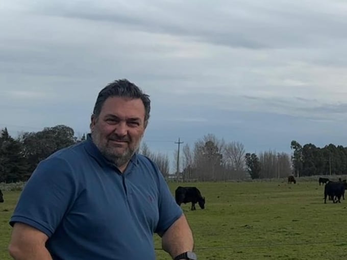 “Lo principal es que, desde hace 22 años que se creó la cabaña, tuvo un objetivo claro, sin seguir modas ni atajos: producir carne vacuna lo más barata posible en los campos que tienen limitaciones para la actividad agrícola