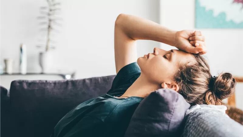 Uno de los síntomas de la falta de vitamina B12 es la fatiga