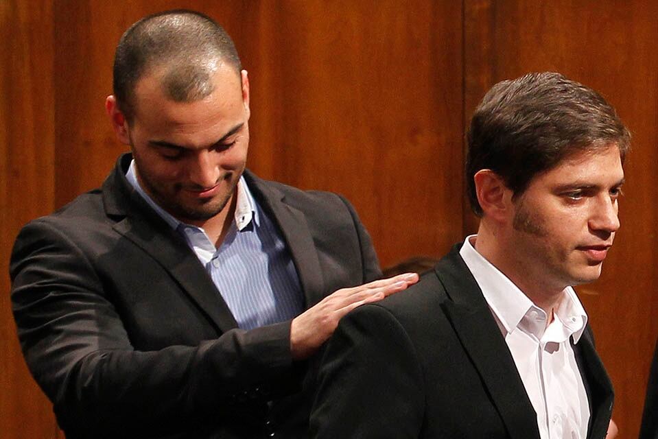 El exviceministro de Economía, Emanuel Álvarez Agis, junto al entonces titular de la cartera y actual gobernador bonaerense, Axel Kicillof