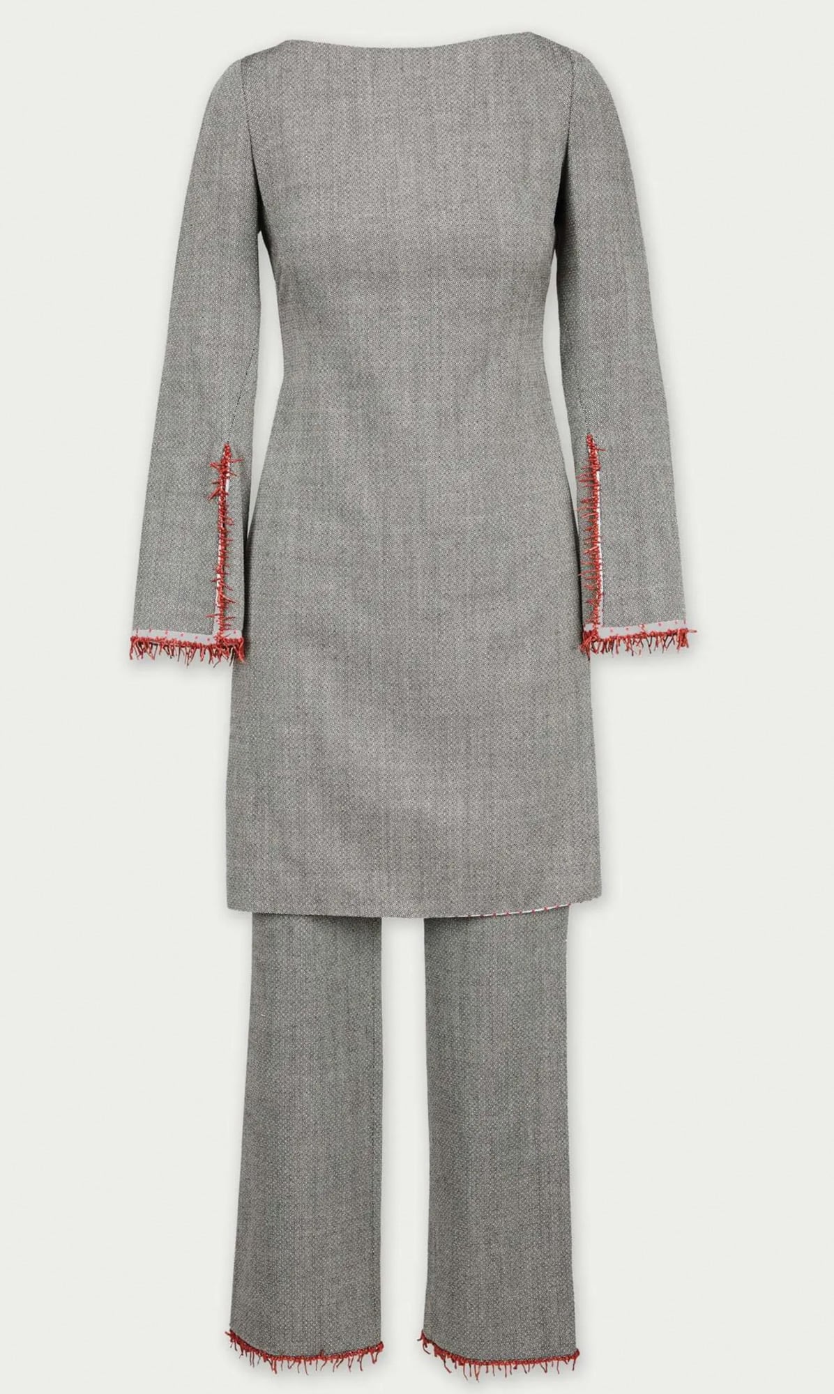 Traje Versace: entre US$1000 y US$2000