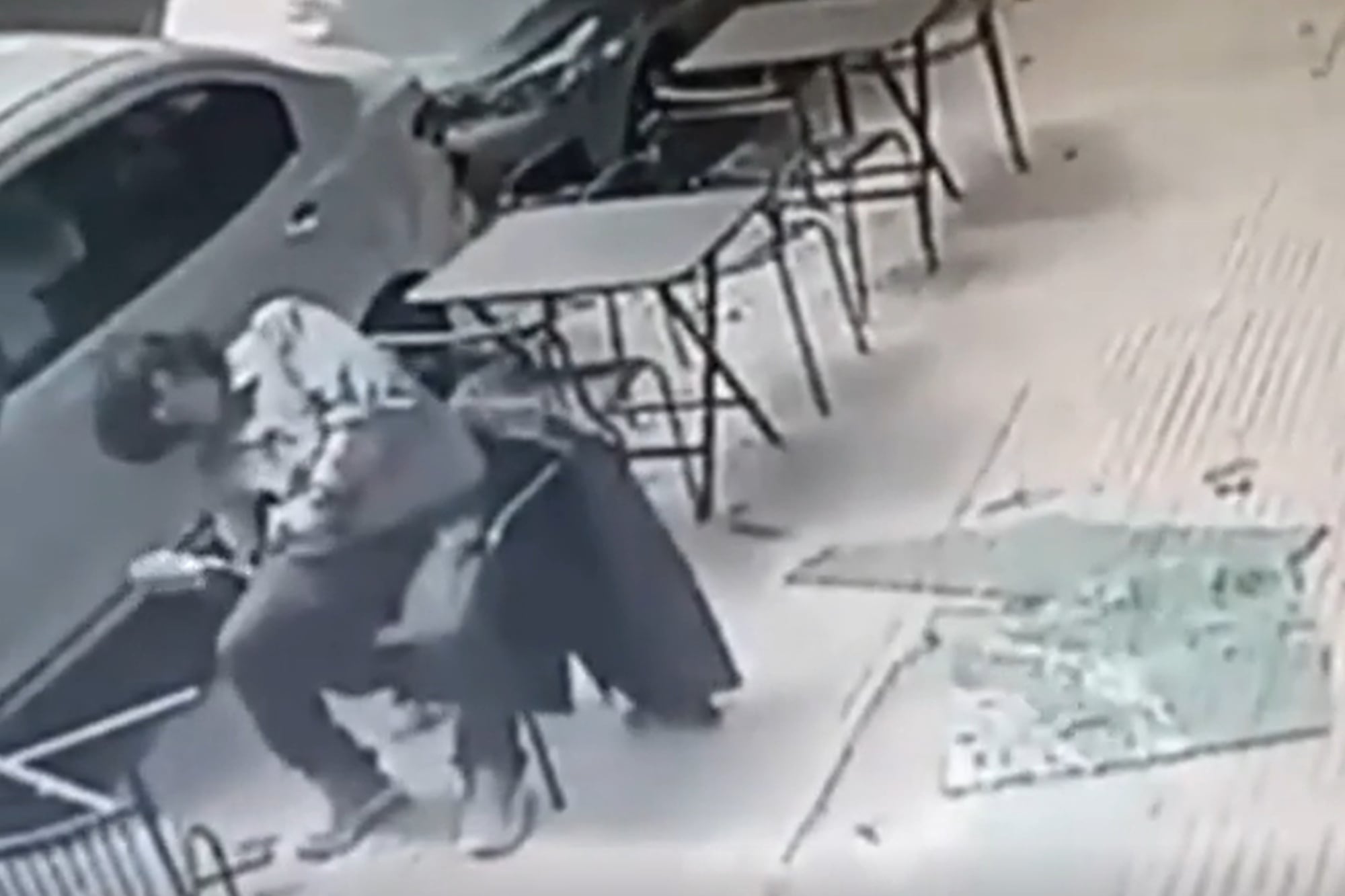 Qué dijo el hombre al que le cayó un vidrio en la cabeza en Palermo