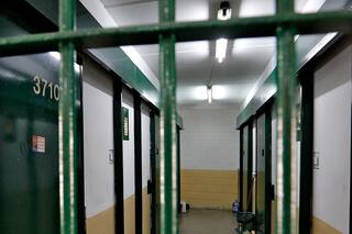 Así es por dentro la cárcel donde está De Vido y algunos empresarios detenidos