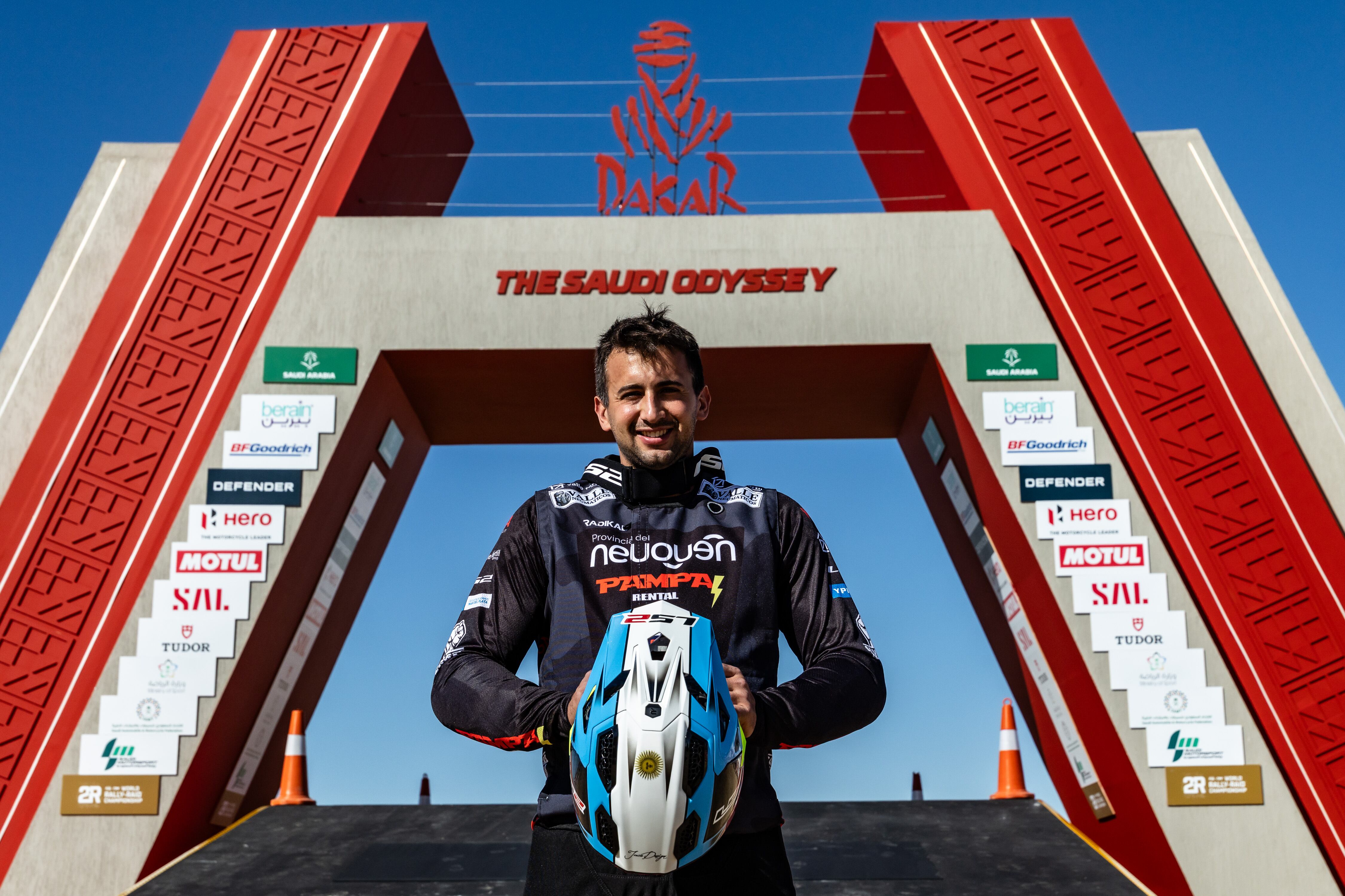 Rally Dakar: Santiago Rostan, el argentino que trabaja para ahorrar y pagar en cuotas su participación