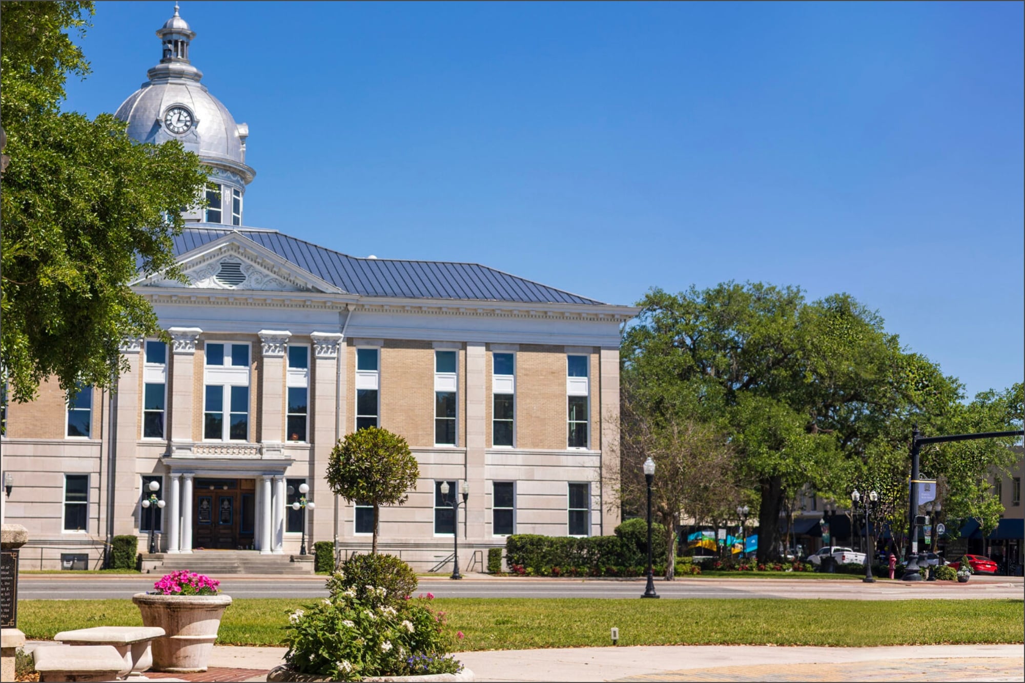 La ciudad ubicada entre Tampa y Orlando, en Florida, tiene tres áreas que están en el Registro Nacional de Lugares Históricos de EE.UU.