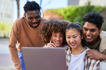 93% de los adolescentes en Estados Unidos son clientes de YouTube.