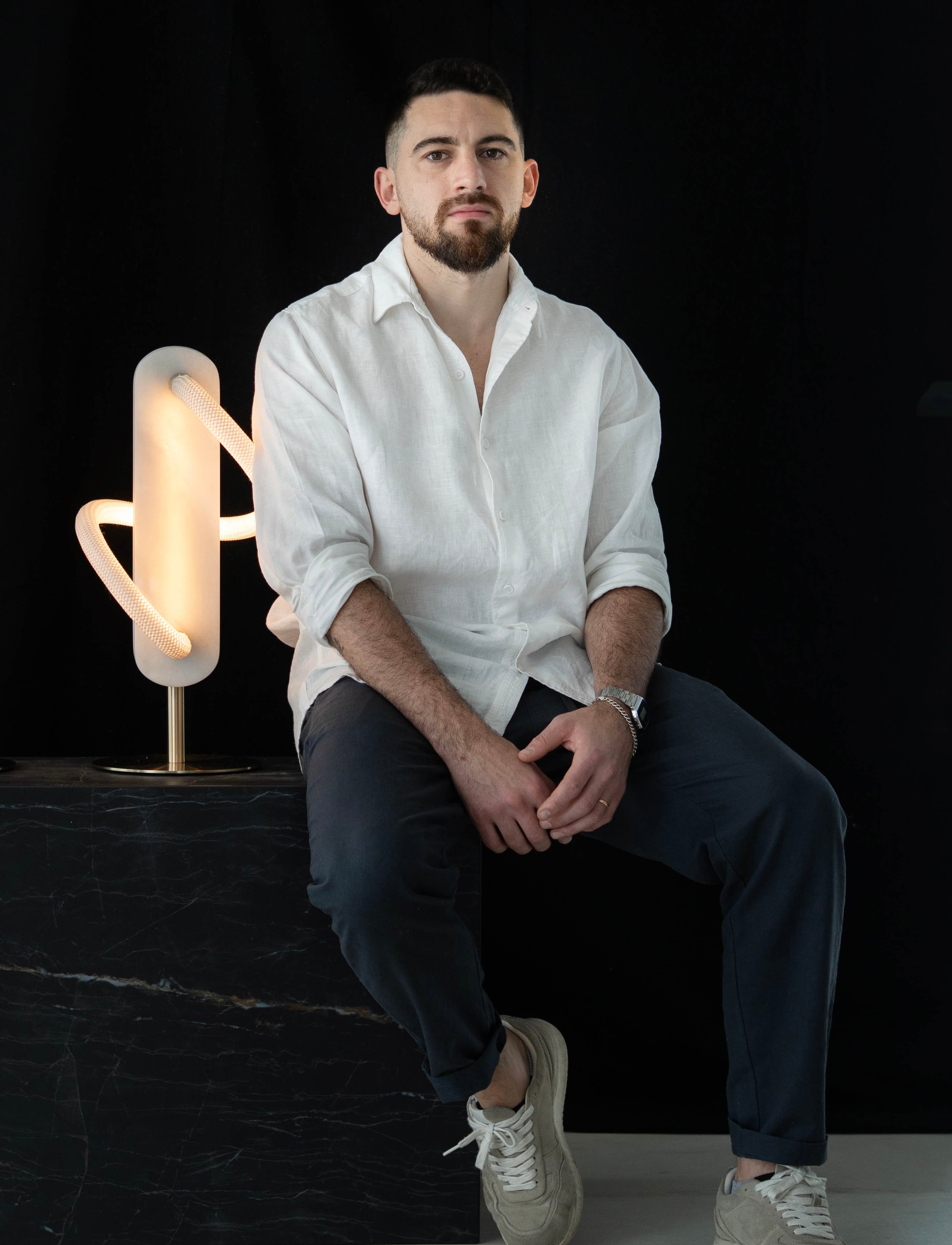 El diseñador industrial que transformó la curiosidad en luz