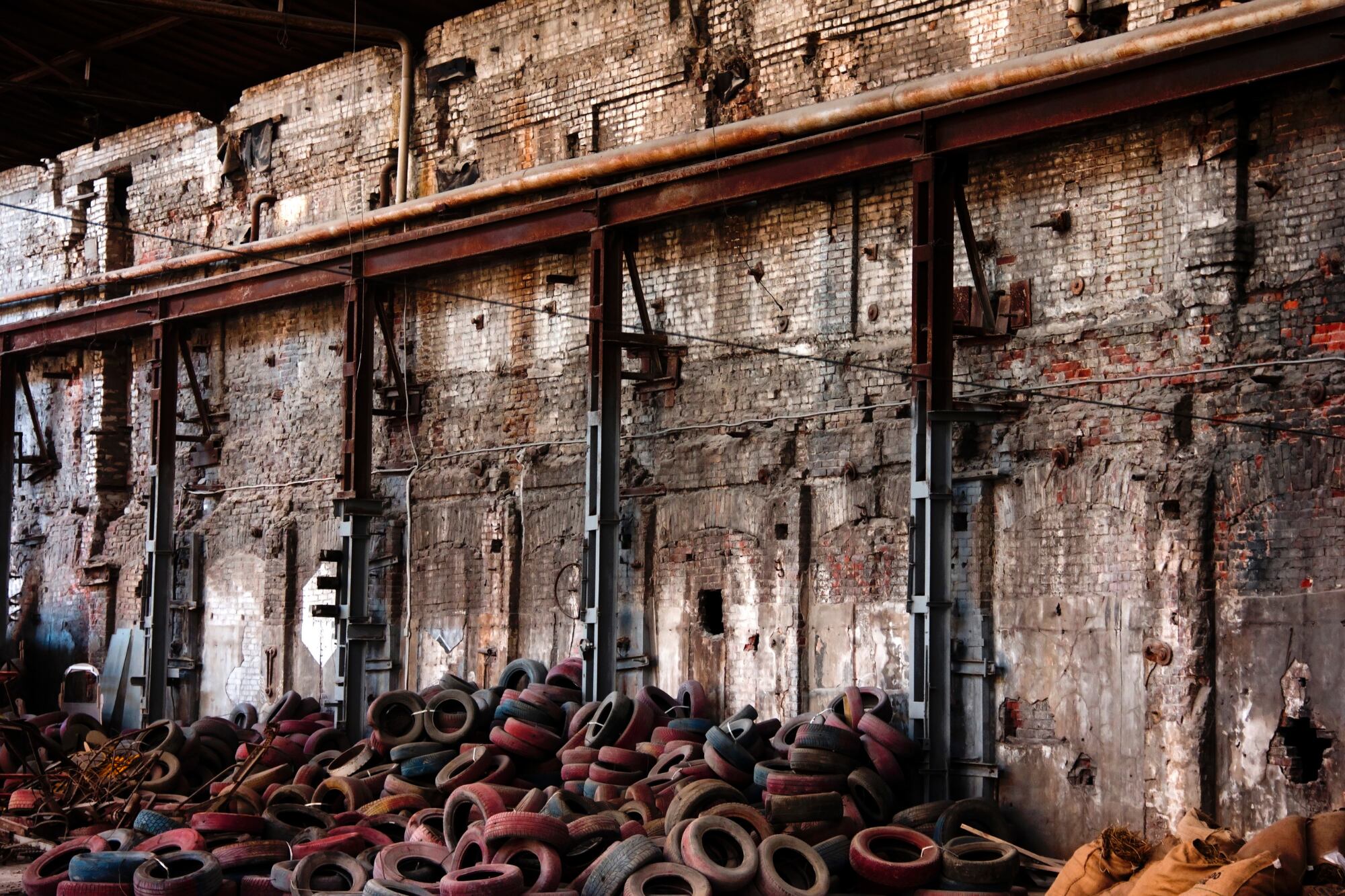 La ley ofrece créditos fiscales del 25% extra por costos de limpieza, más otro 25% adicional si se destina a viviendas accesibles, con certificación estatal requerida