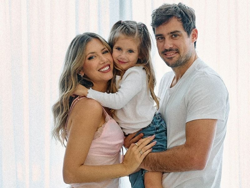 Stephanie Demner y Guido Pella revelaron el sexo de su bebé en camino con un tierno video en Disney