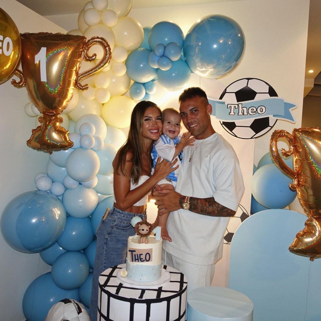 Agustina Gandolfo y Lautaro Martínez celebraron el primer año de su hijo Theo (Foto: Instagram @agus.gandolfo)