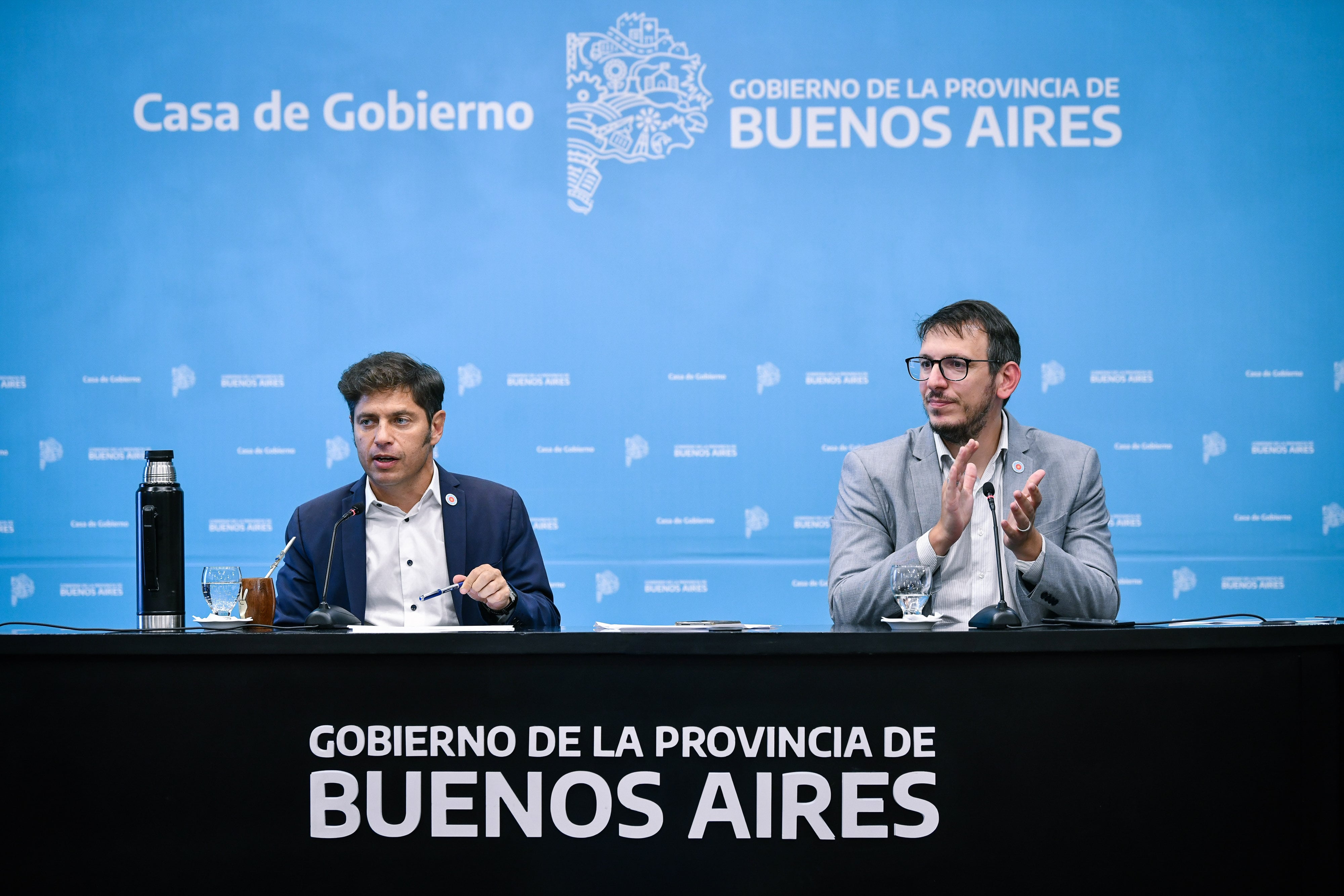 Sueldos de 13 millones de pesos por mes, la moneda de cambio que ofreció Kicillof para conseguir votos