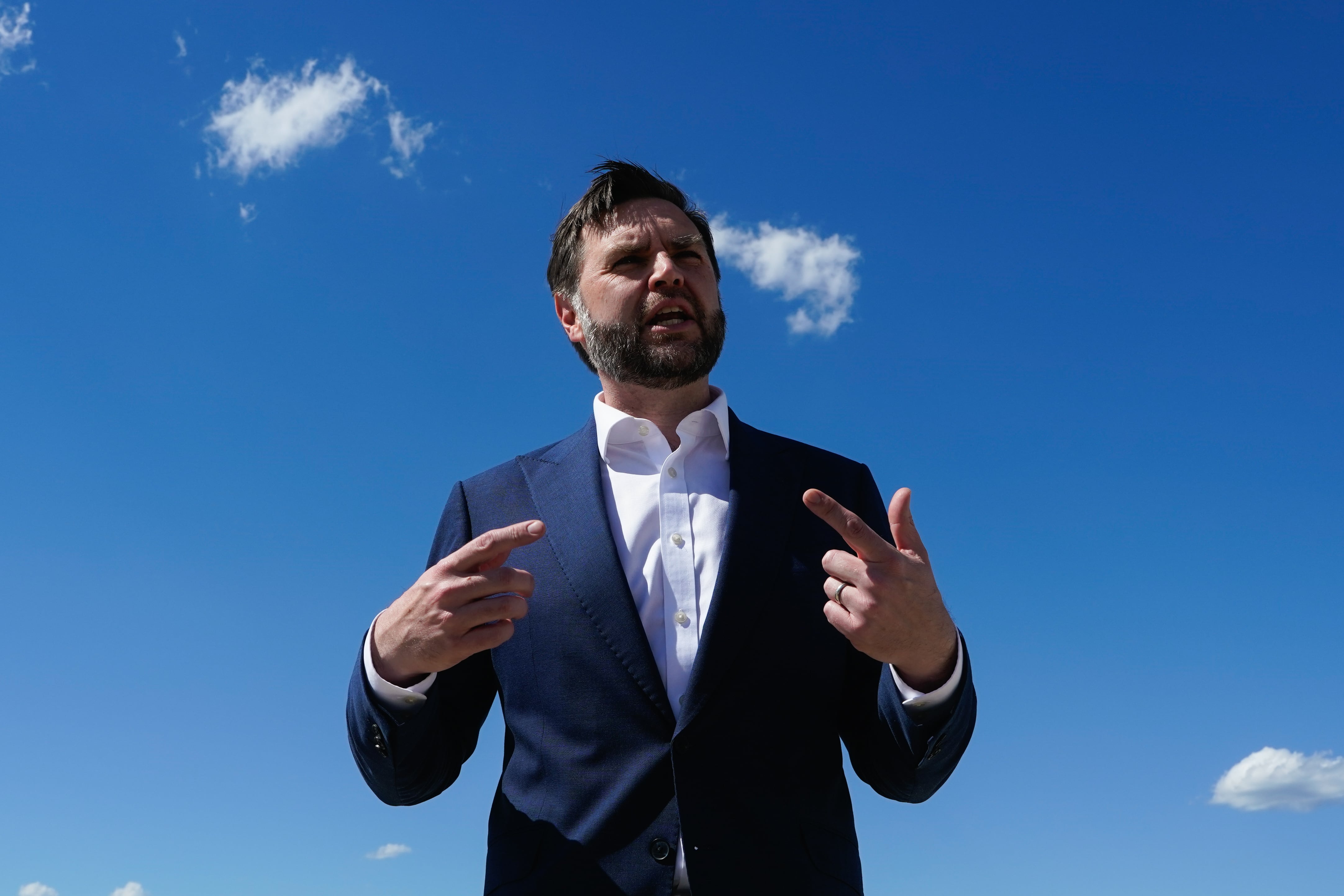 El vicepresidente de Estados Unidos, JD Vance, integró la comitiva de su país que viajó a Suiza