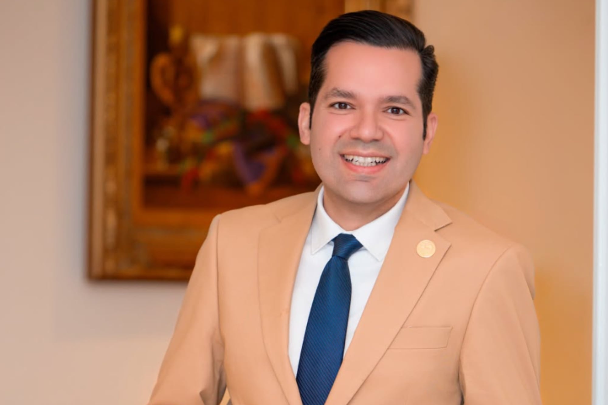 Antes de ejercer sus cargos de funcionario público en Doral, Rafael Pineyro trabajó en el condado de Williamson en casos de menores con problemas de adiccciones