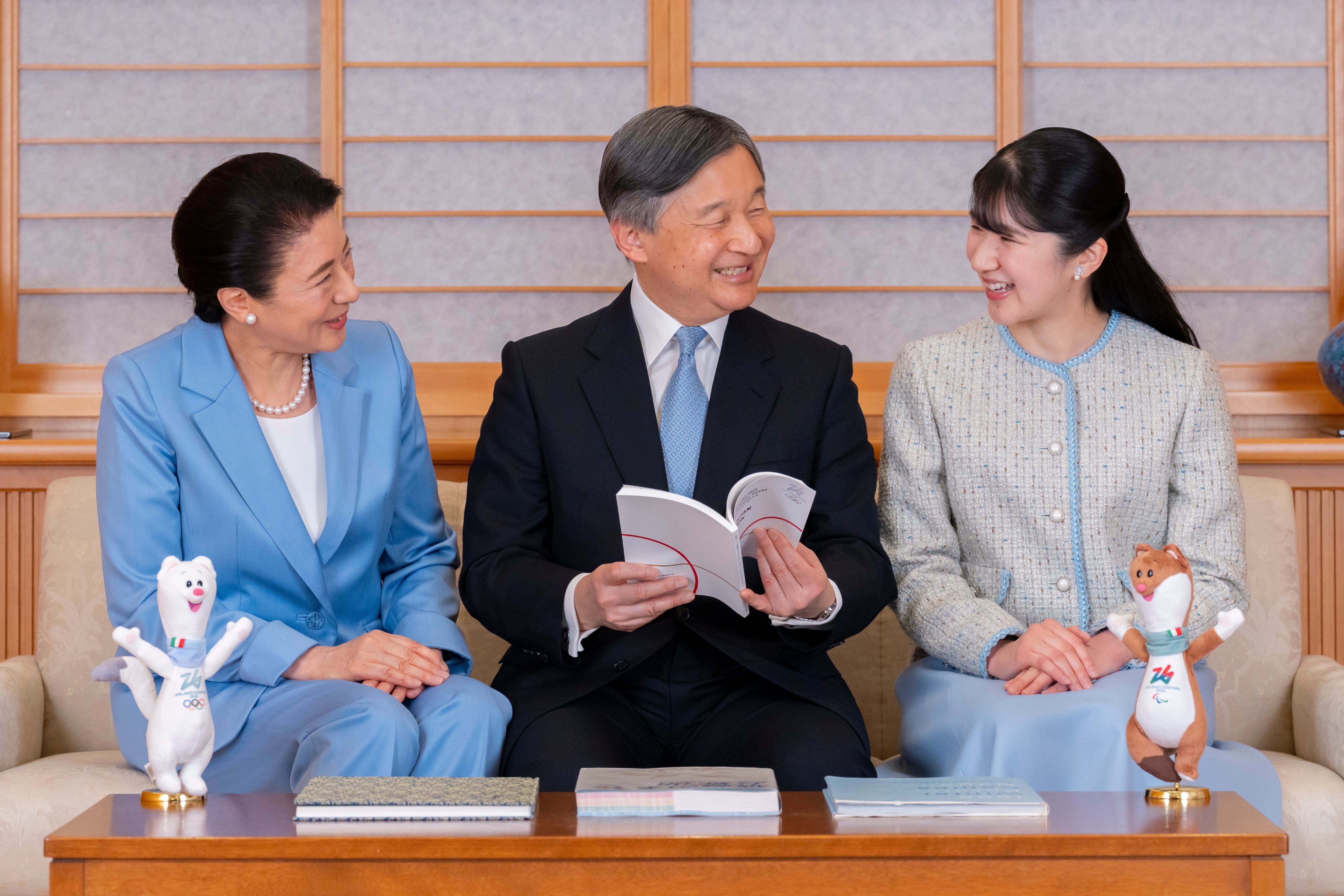 La familia imperial vería modificada su dinámica con la aprobación de la nueva normativa donde las mujeres podrían seguir con el estatus real (Agencia de la Casa Imperial de Japón via AP)