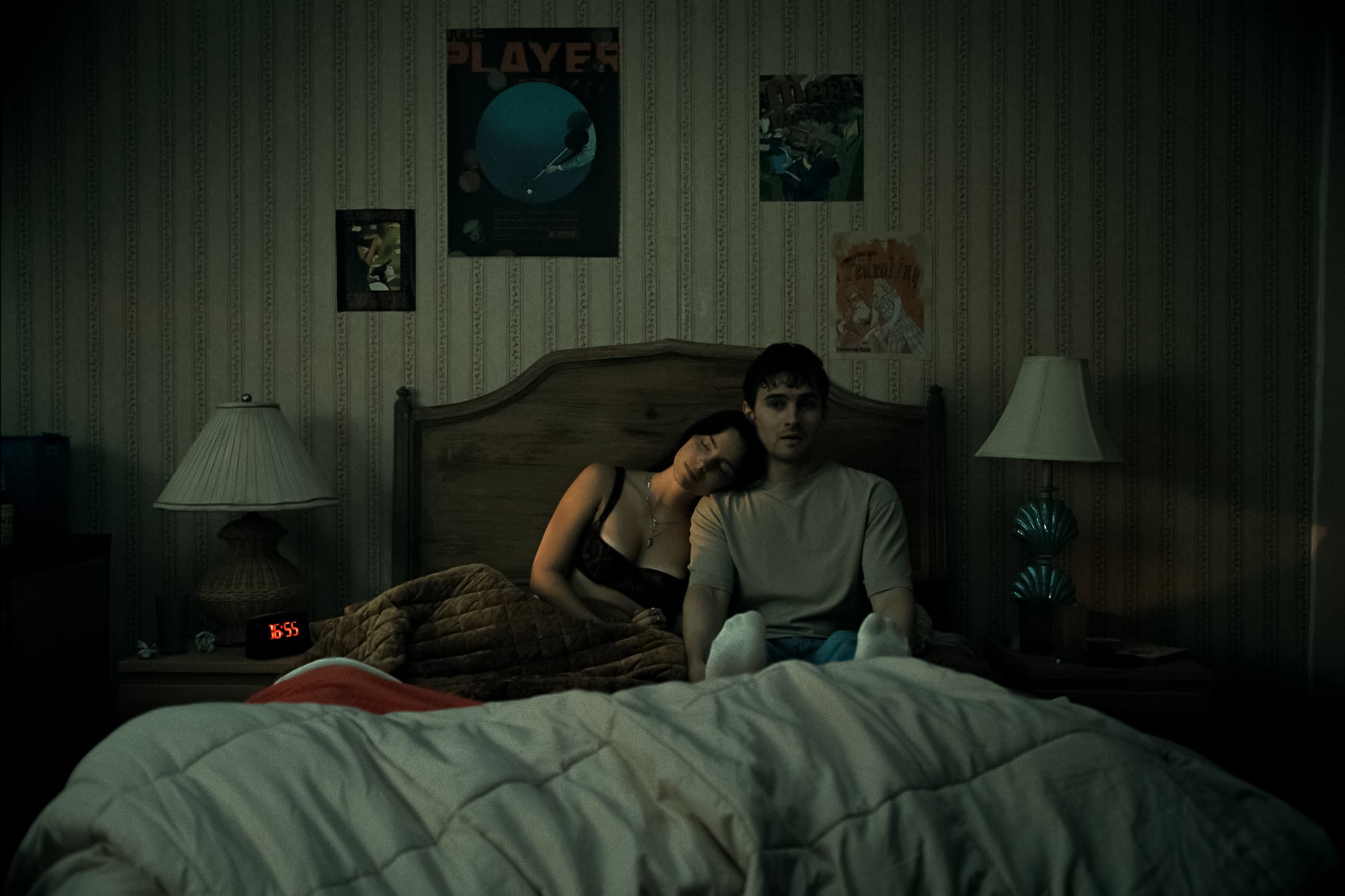 Inde Navarrette y Michael Johnston, los protagonistas de este romance que se convierte en una pesadilla