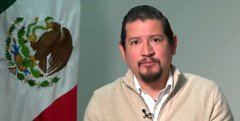 Eloy Monje, cónsul de protección, invitó a realizar la gestión en la sede del Consulado Mexicano en Dallas