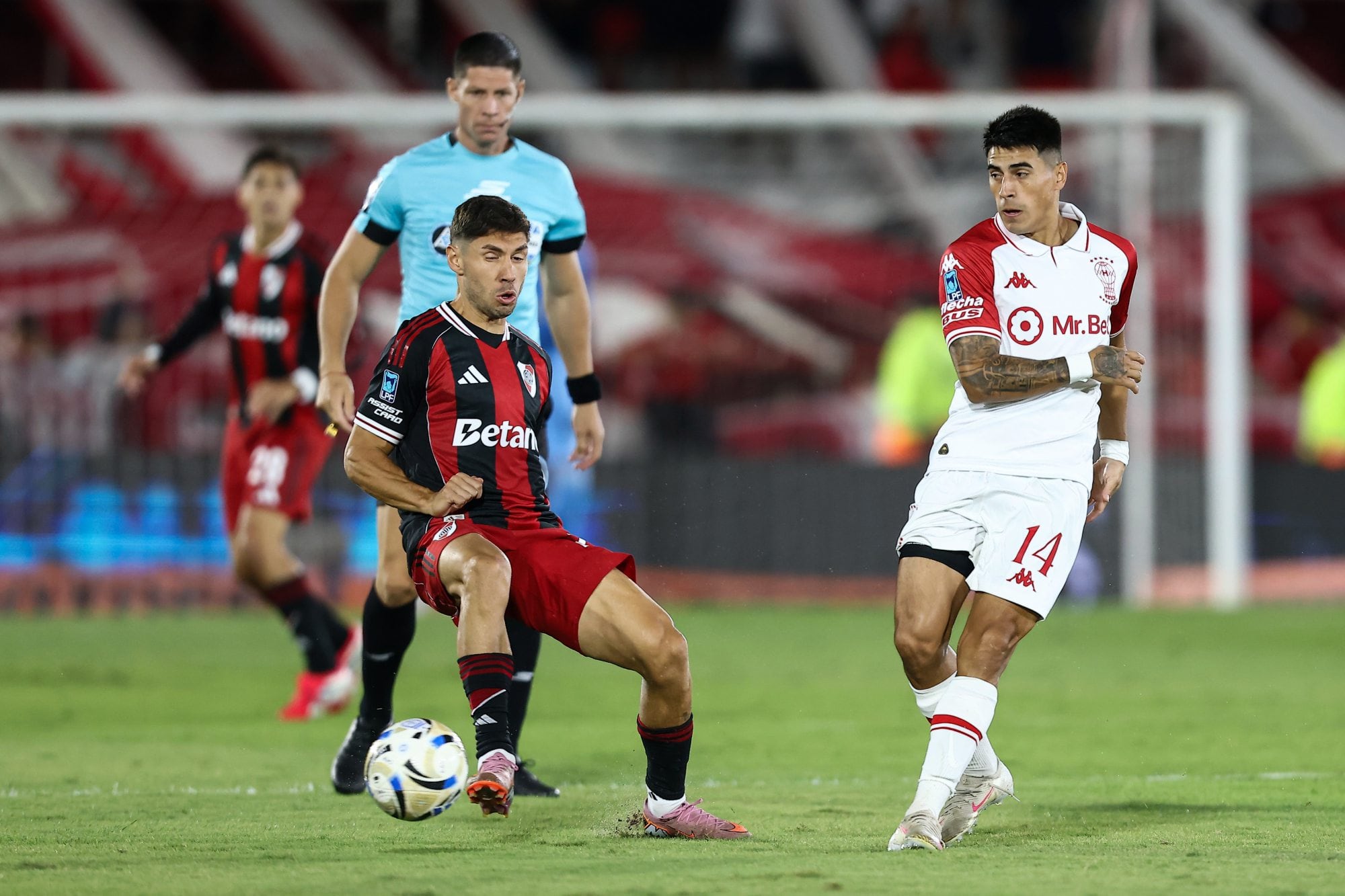 Huracán vs. River, en vivo: el minuto a minuto del partido por el torneo Apertura