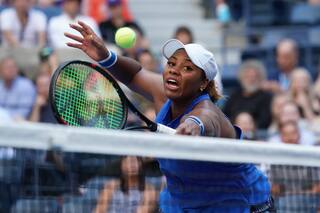 US Open: la fanática del "saque y volea" que escapó del bullying y brilla