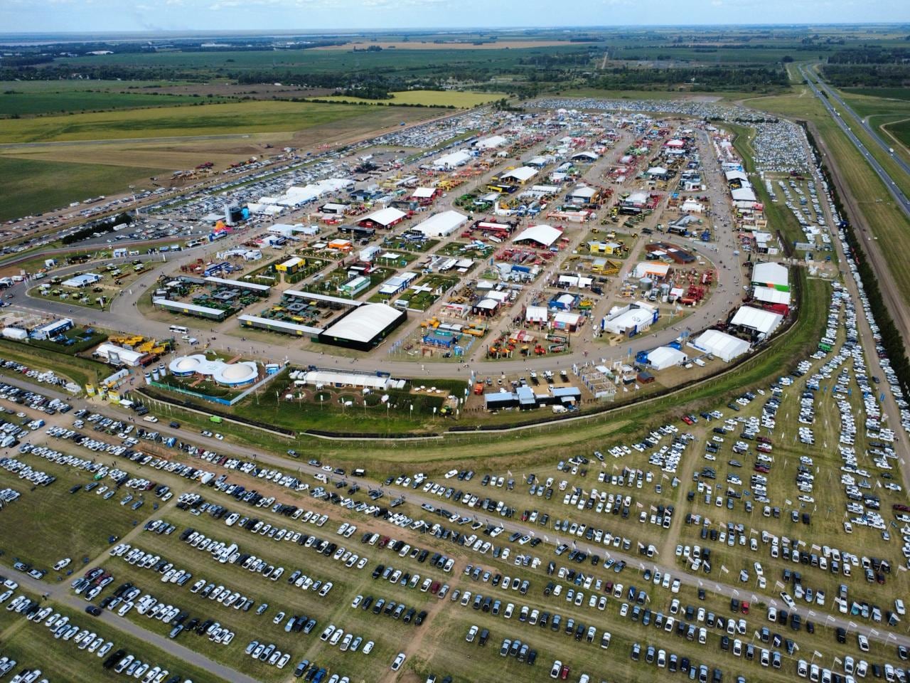 Con 80.000 personas: Expoagro vivió otra jornada récord y con un aluvión de consultas para invertir en vacas