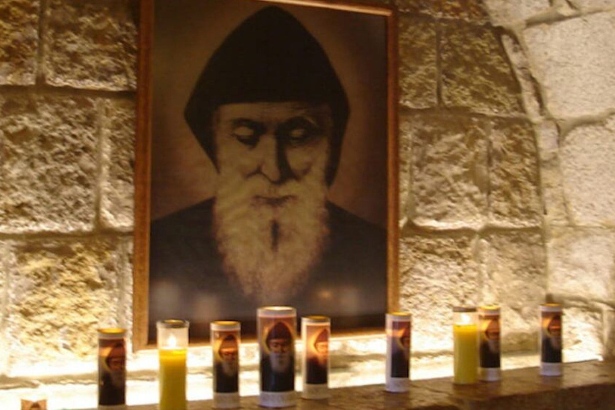 San Charbel, en su día
