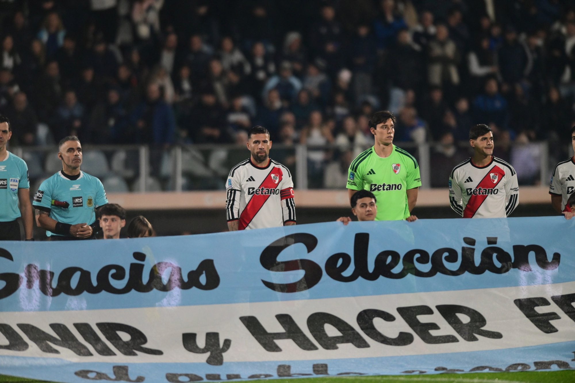 El homenaje a la selección en la previa