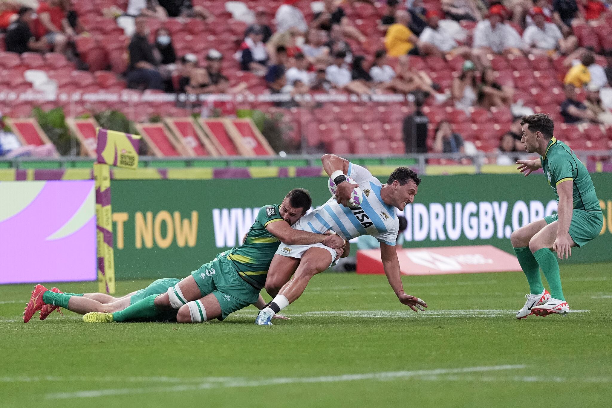 Rodrigo Isgró no pudo destacarse como en el partido ante Canadá