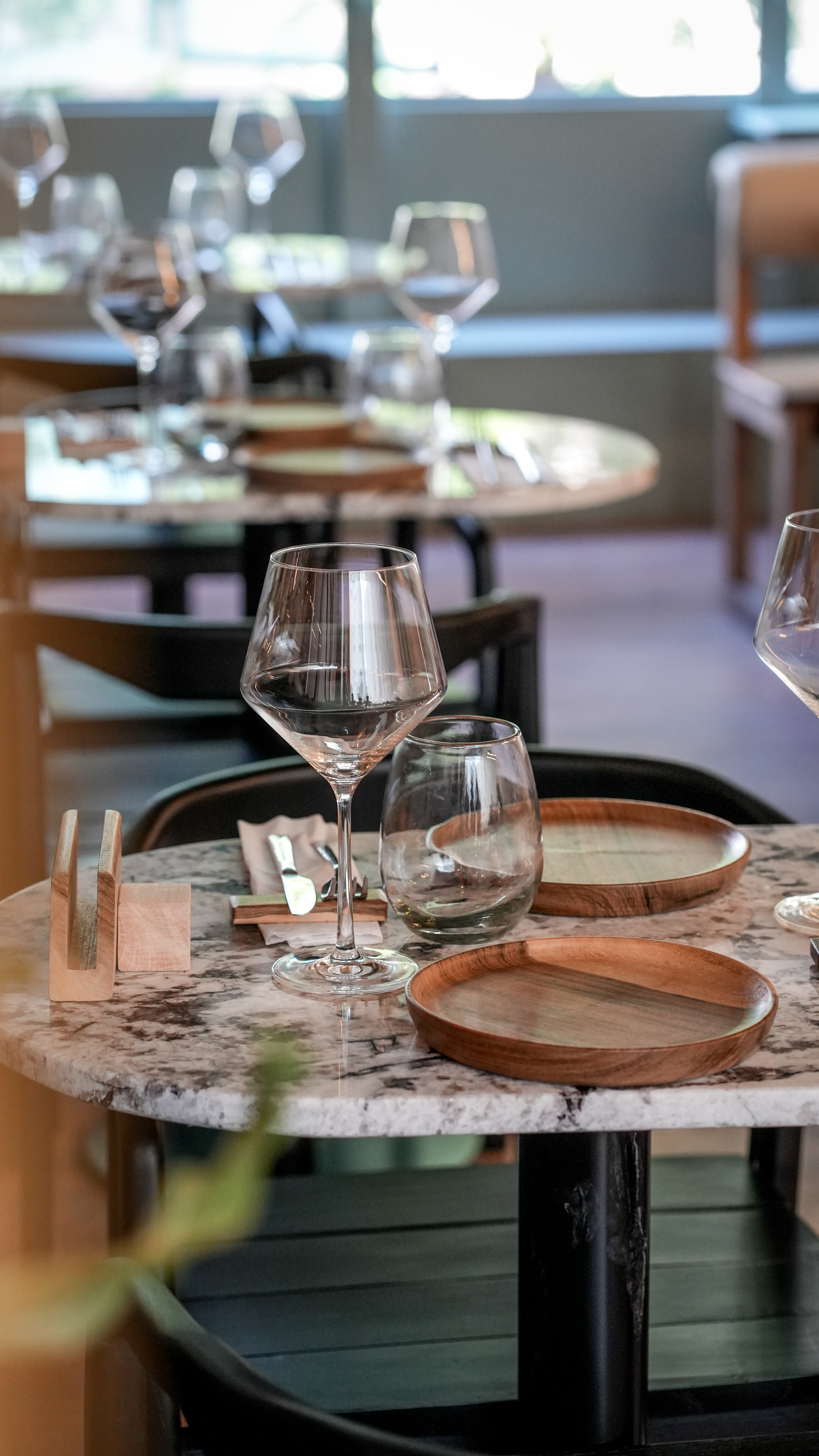 Picadas y vinitos en Buche Salumería