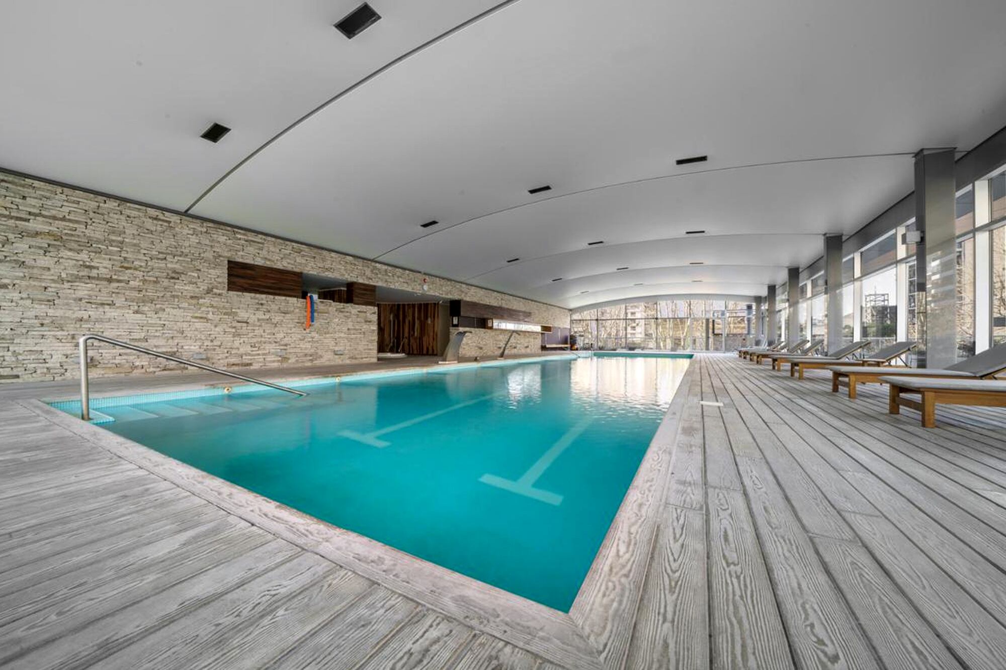 La pileta climatizada de uso compartido