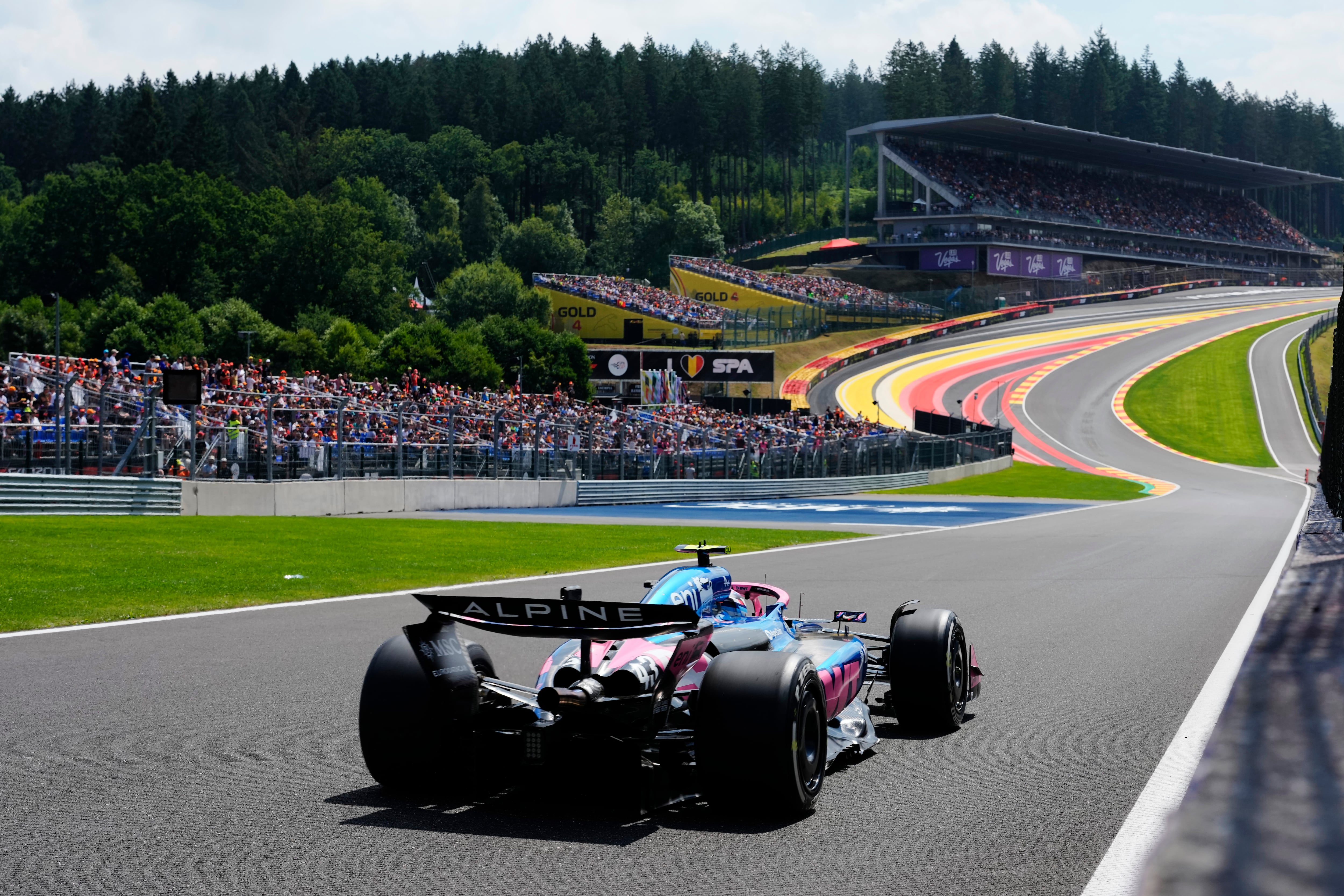Franco Colapinto, con el Alpine A525 en el circuito de Spa-Francorchamps