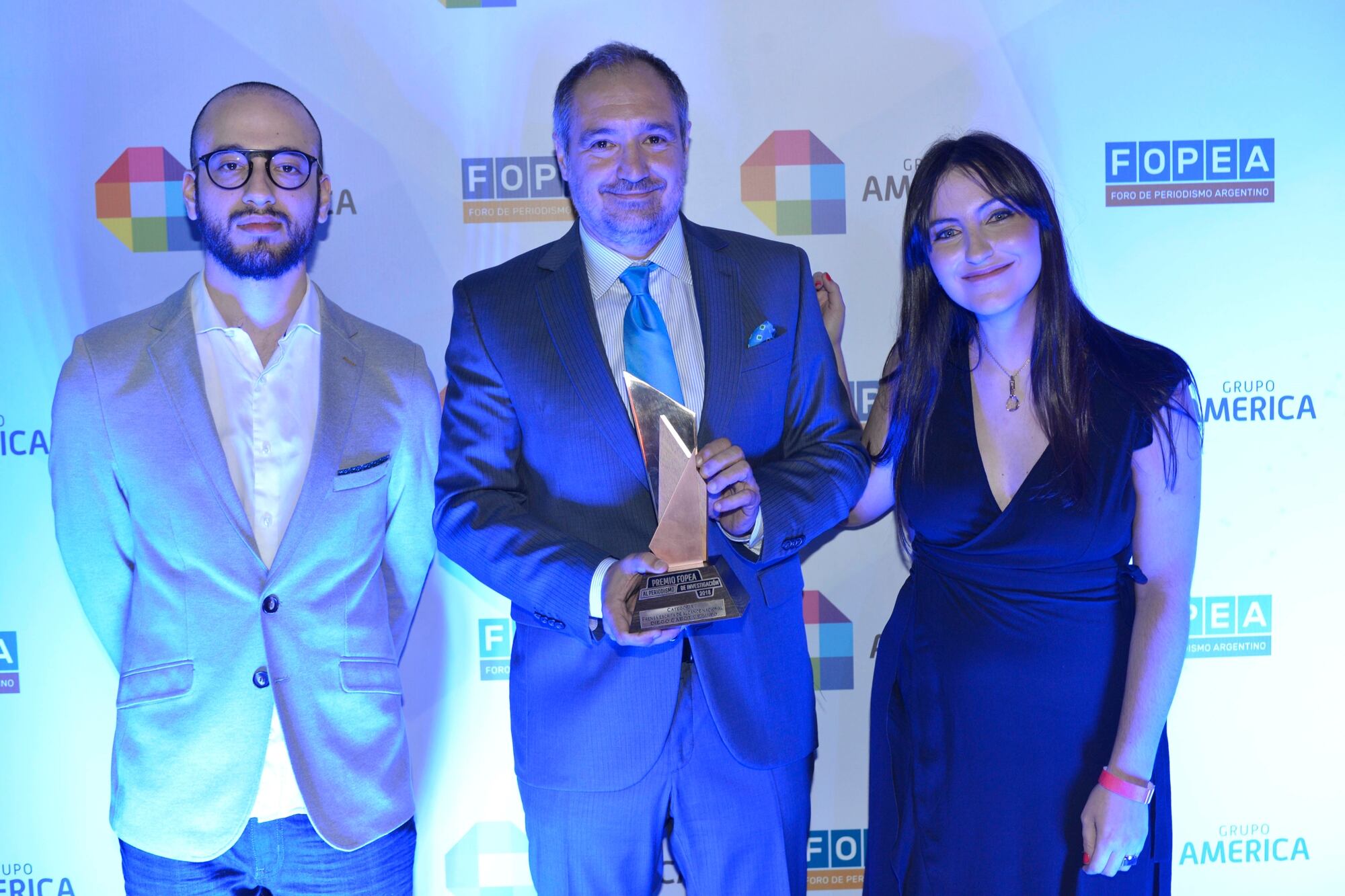 Diego Cabot, Candela Ini y Santiago Nasra, egresados de la Maestría y ganadores de numerosos premios por su trabajo en Los cuadernos de las coimas